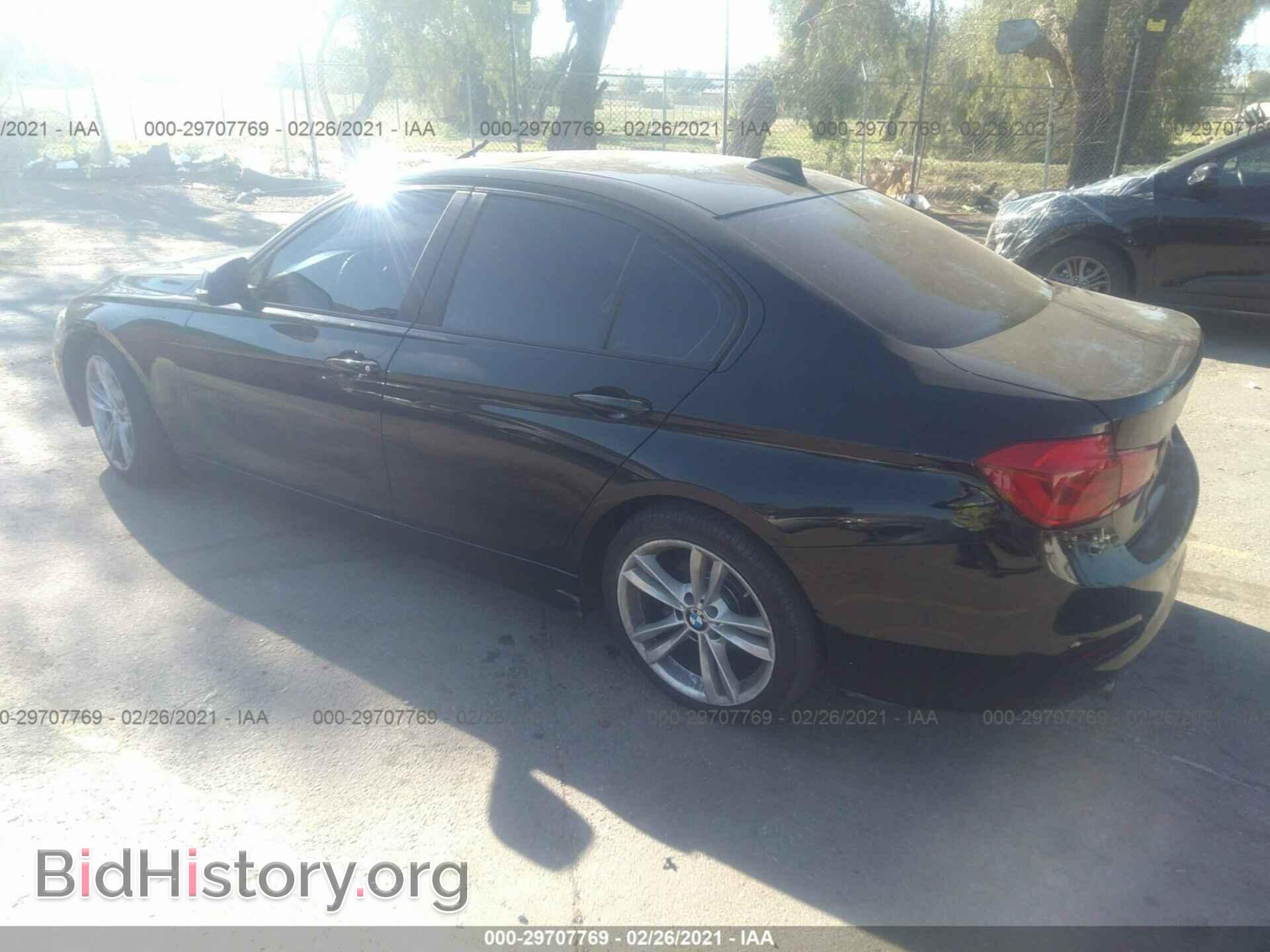 2016 BMW 3 SERIES - VIN: WBA8E1G50GNU10609 - Фото 3