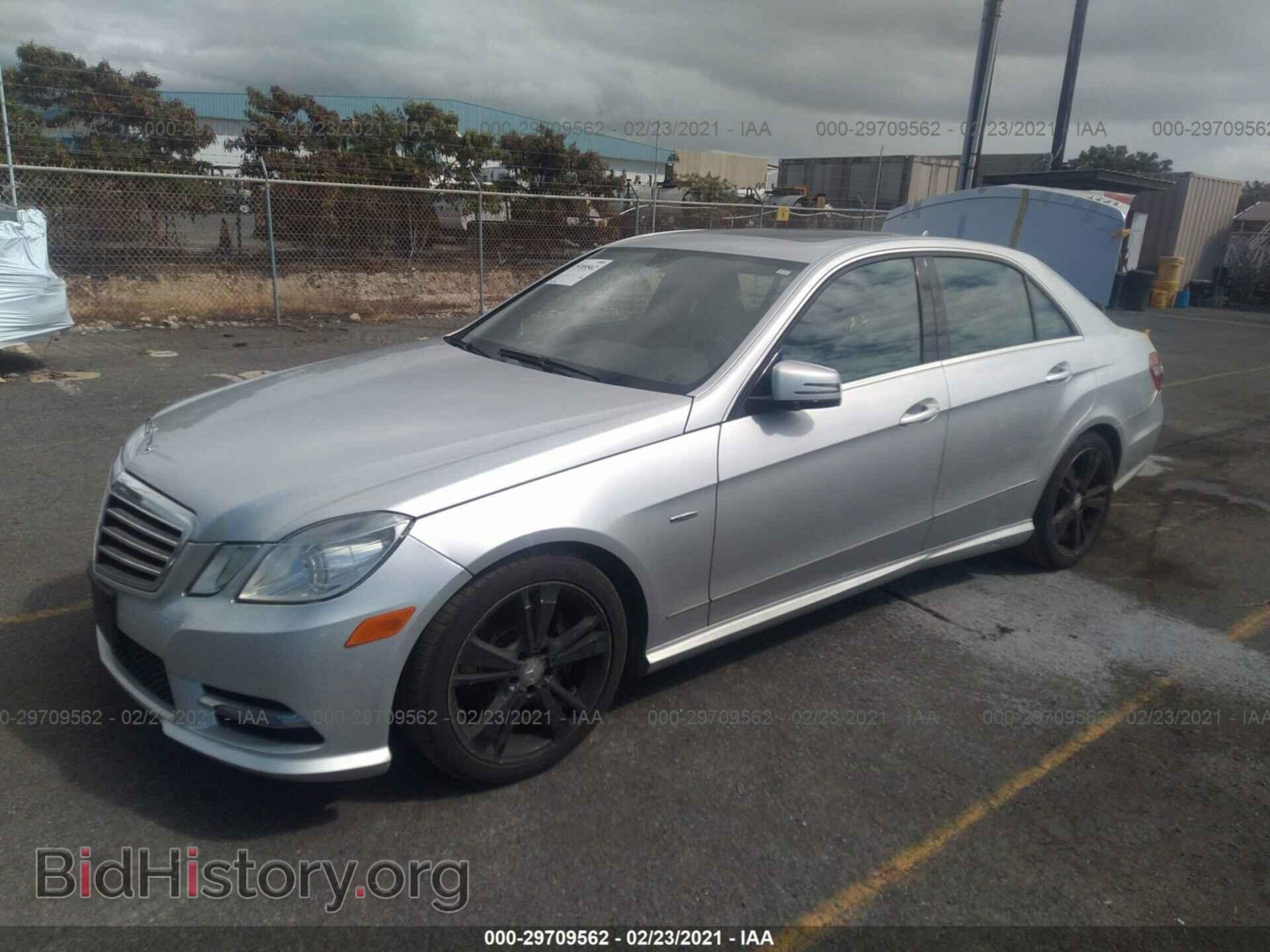 2012 MERCEDES-BENZ E-CLASS - VIN: WDDHF8JBXCA635831 - Фото 2