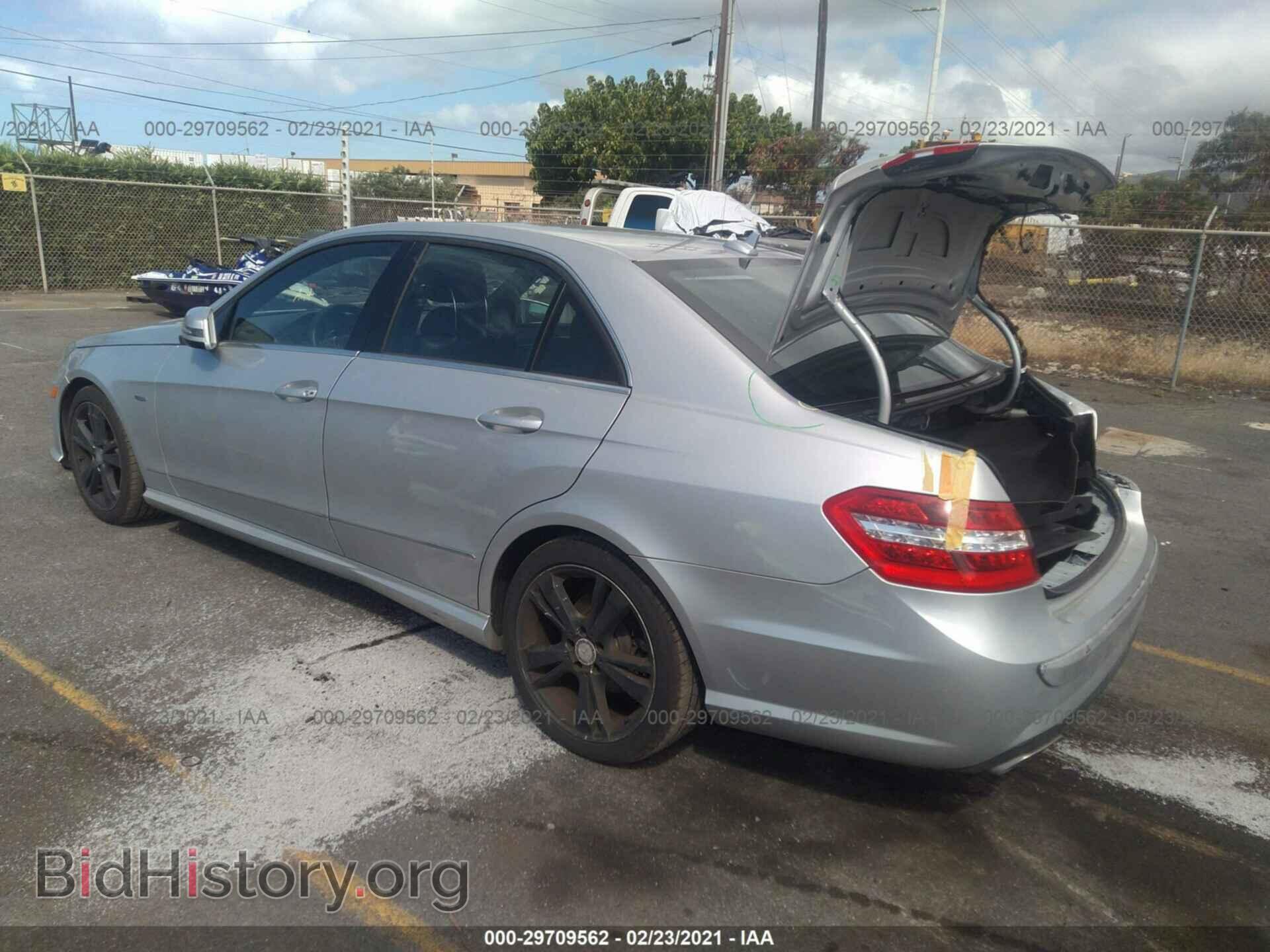 2012 MERCEDES-BENZ E-CLASS - VIN: WDDHF8JBXCA635831 - Фото 3