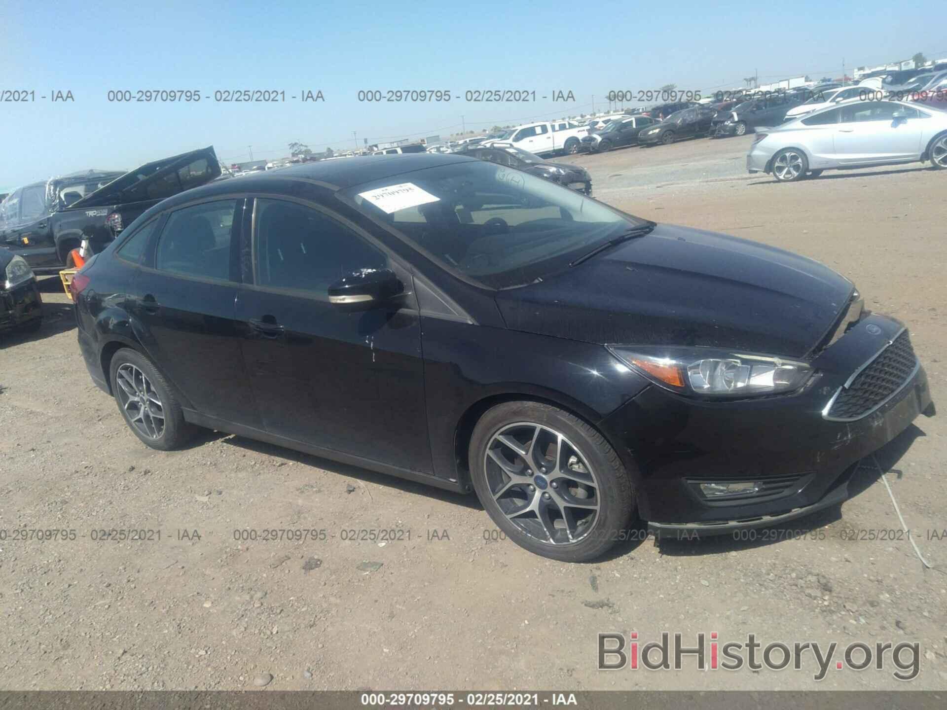 Photo 1FADP3H2XHL245490 - FORD FOCUS 2017