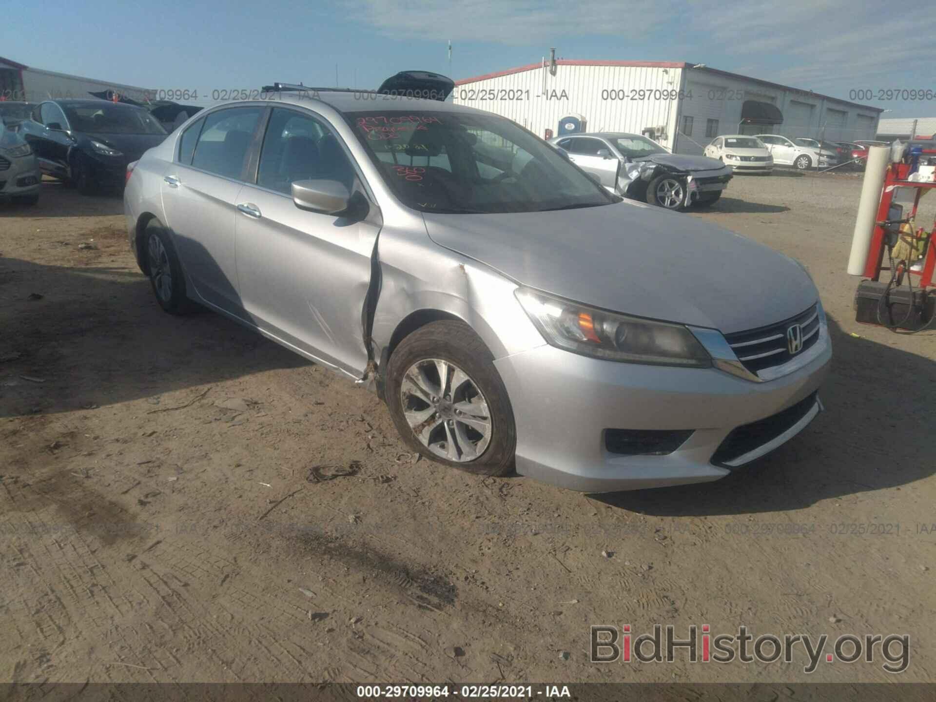 Photo 1HGCR2F37EA271737 - HONDA ACCORD SEDAN 2014