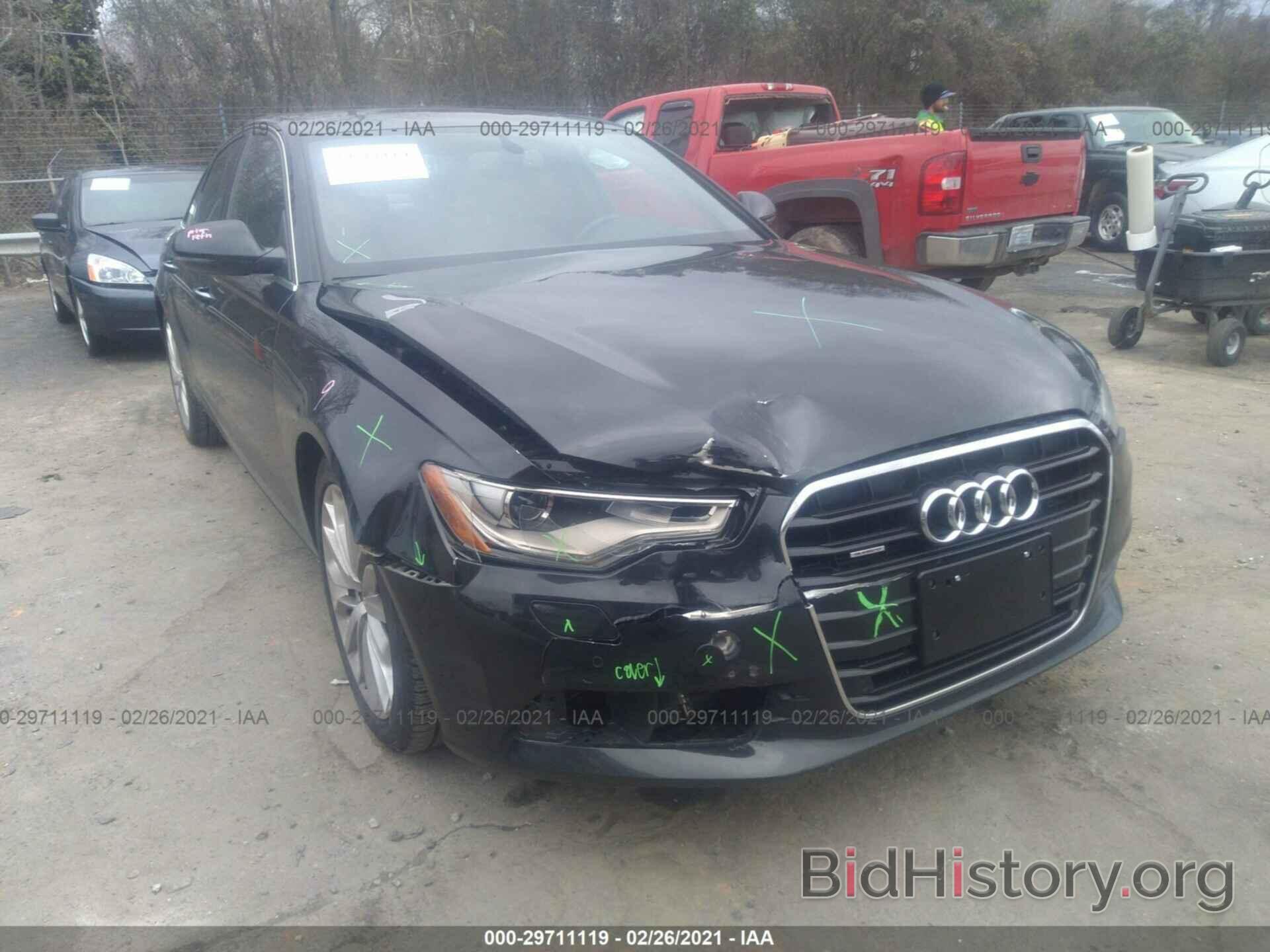 Photo WAUGFAFC7DN082982 - AUDI A6 2013