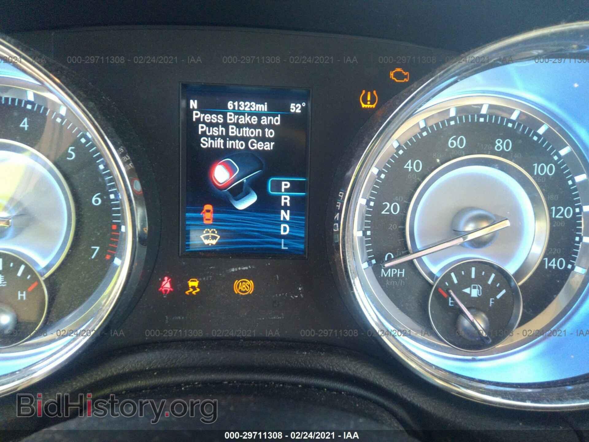 2013 CHRYSLER 300 - VIN: 2C3CCAAG1DH612042 - Фото 7