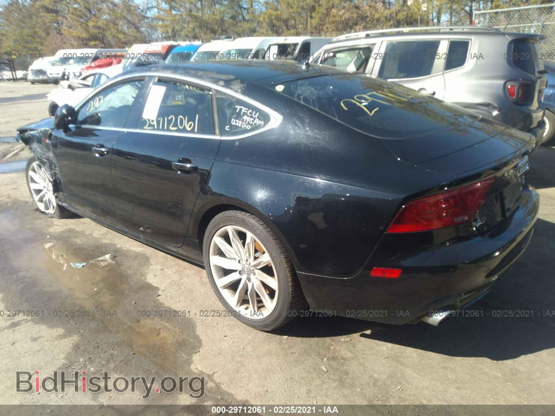2013 AUDI A7 - VIN: WAUYGAFC0DN086079 - Фото 3