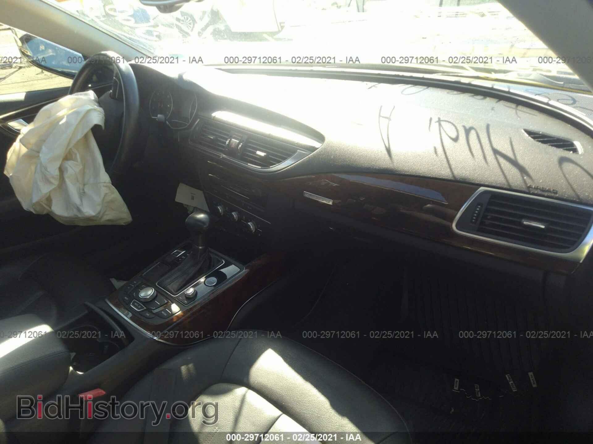 2013 AUDI A7 - VIN: WAUYGAFC0DN086079 - Фото 5