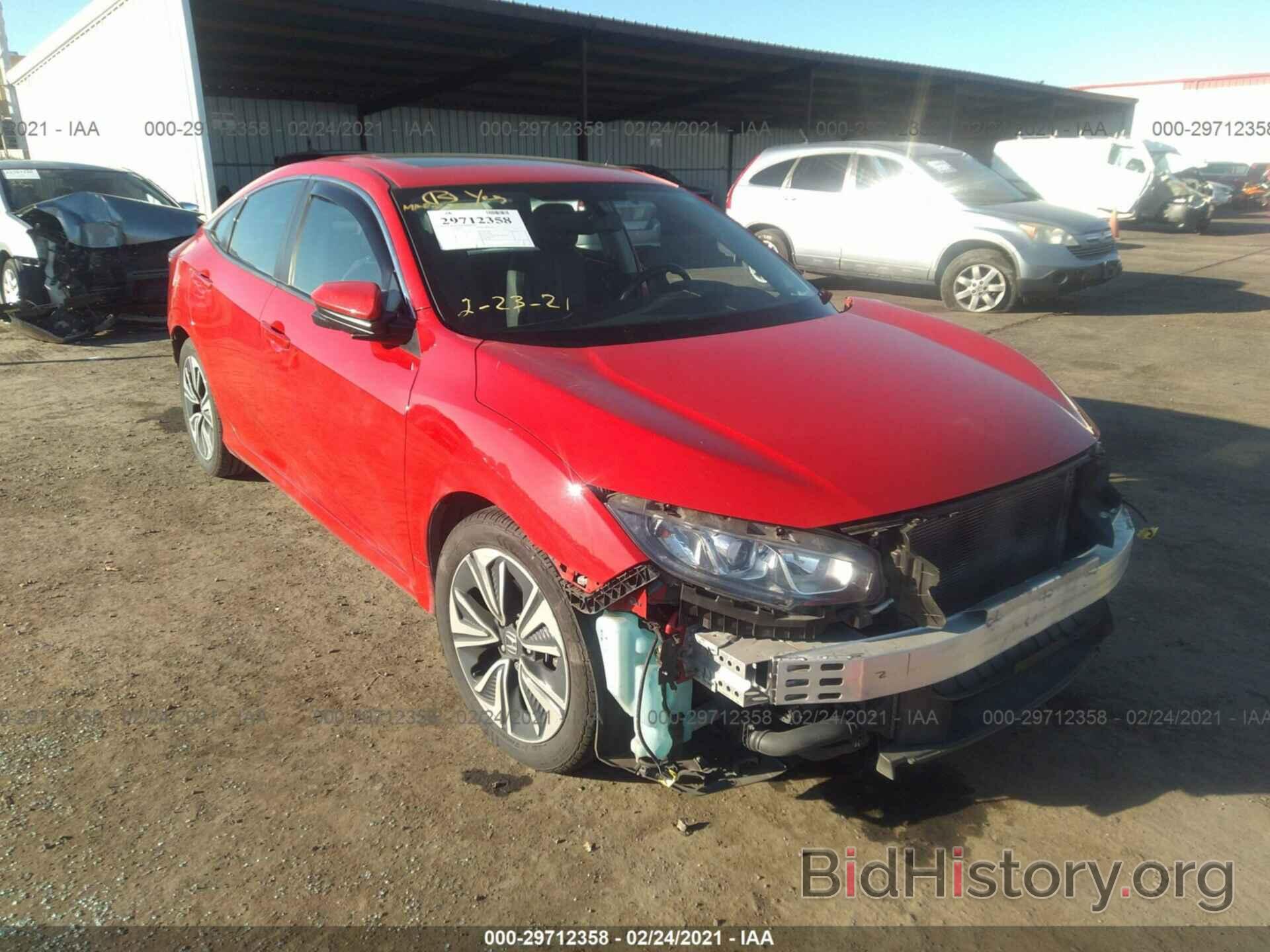 Photo 2HGFC1F7XHH633528 - HONDA CIVIC SEDAN 2017