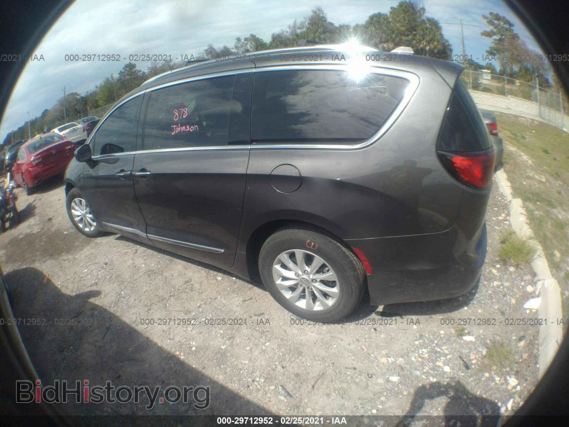 2019 CHRYSLER PACIFICA - VIN: 2C4RC1BG5KR592955 - Фото 3