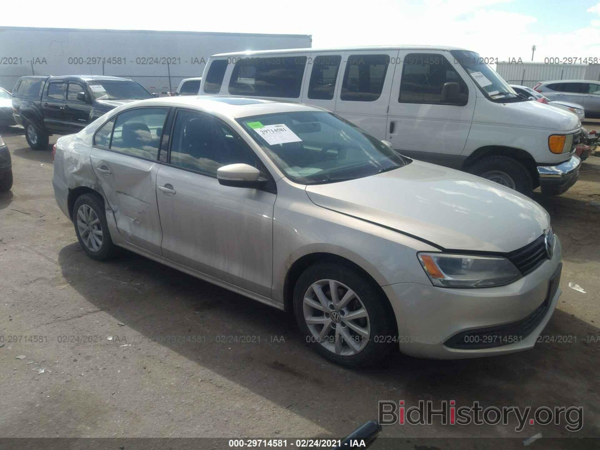 Photo 3VWDZ7AJ1BM321940 - VOLKSWAGEN JETTA SEDAN 2011