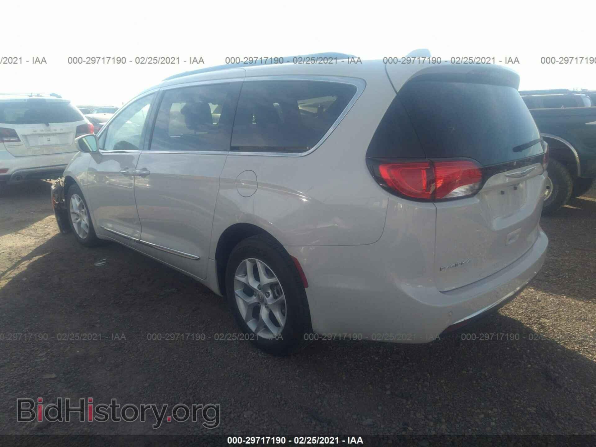 2017 CHRYSLER PACIFICA - VIN: 2C4RC1BG9HR628638 - Фото 3