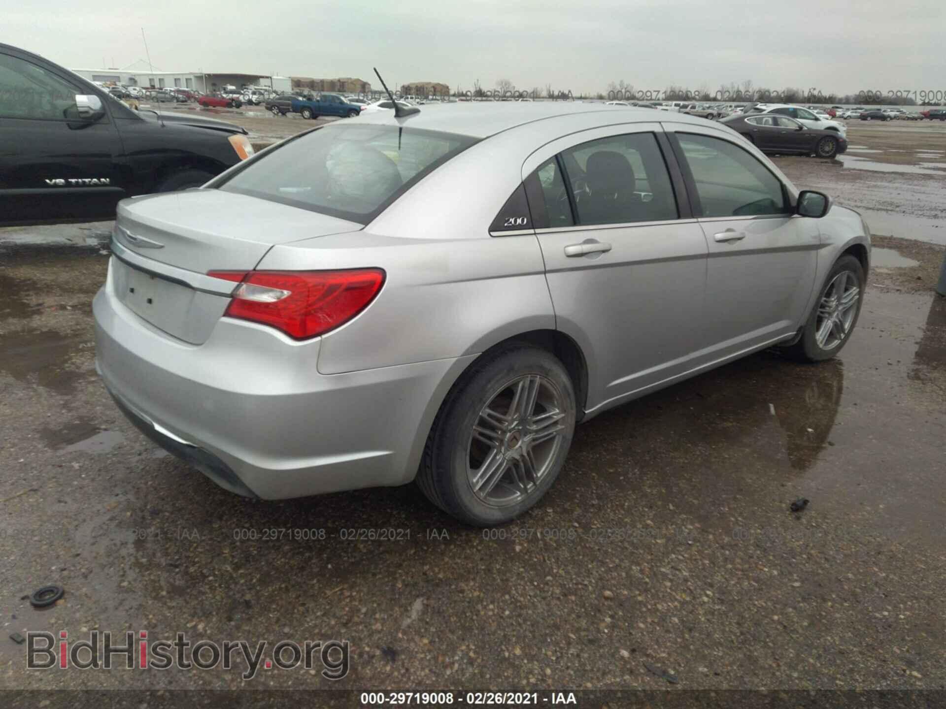 2012 CHRYSLER 200 - VIN: 1C3CCBBB4CN206111 - Photo 4