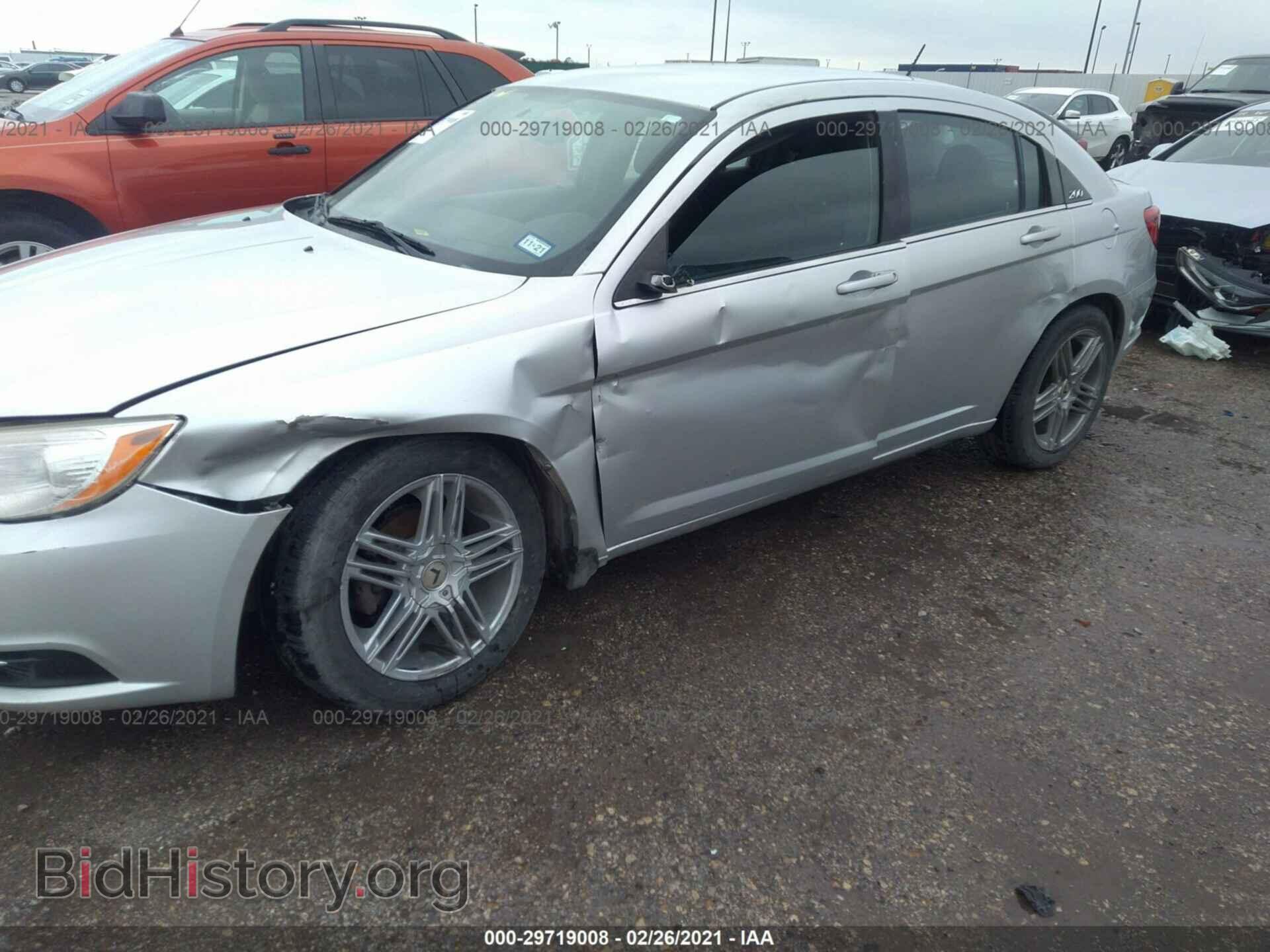 2012 CHRYSLER 200 - VIN: 1C3CCBBB4CN206111 - Photo 6