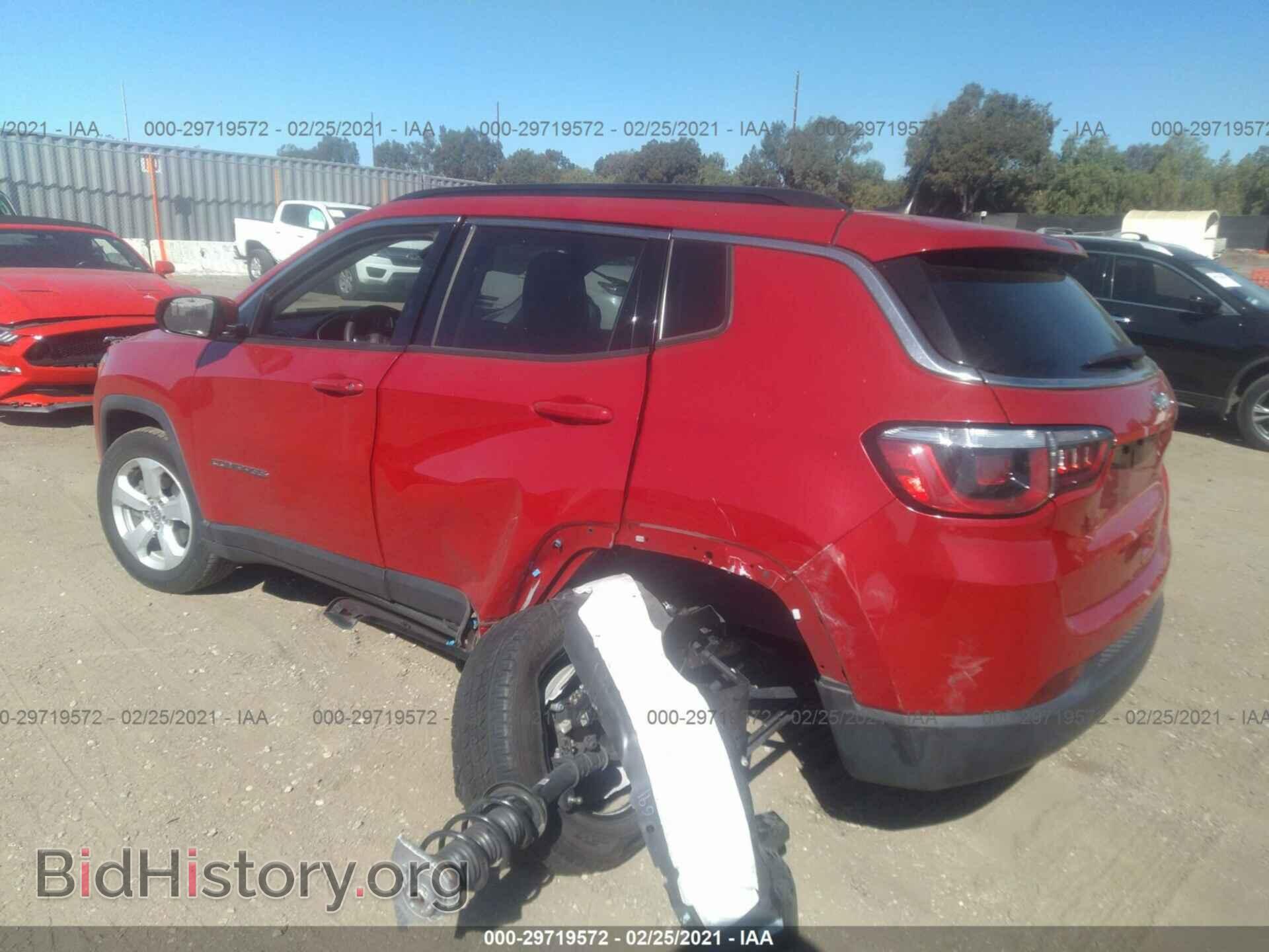 2018 JEEP COMPASS - VIN: 3C4NJCBB3JT266586 - Photo 3