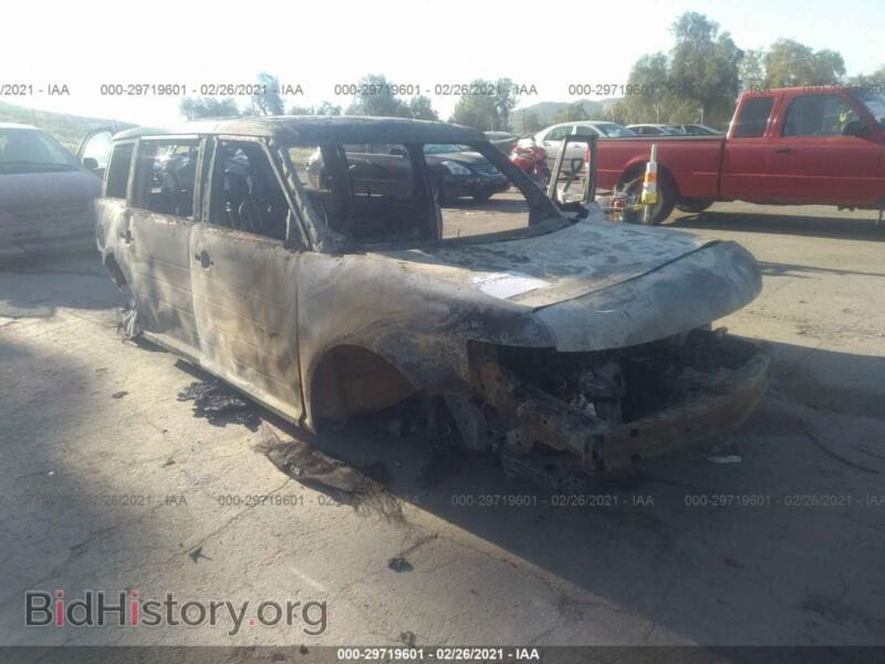 2010 Ford FLEX SE (VIN 2FMGK5BC2ABB14543) — фото 1 из 10, IAAI, повреждение: полное выгорание