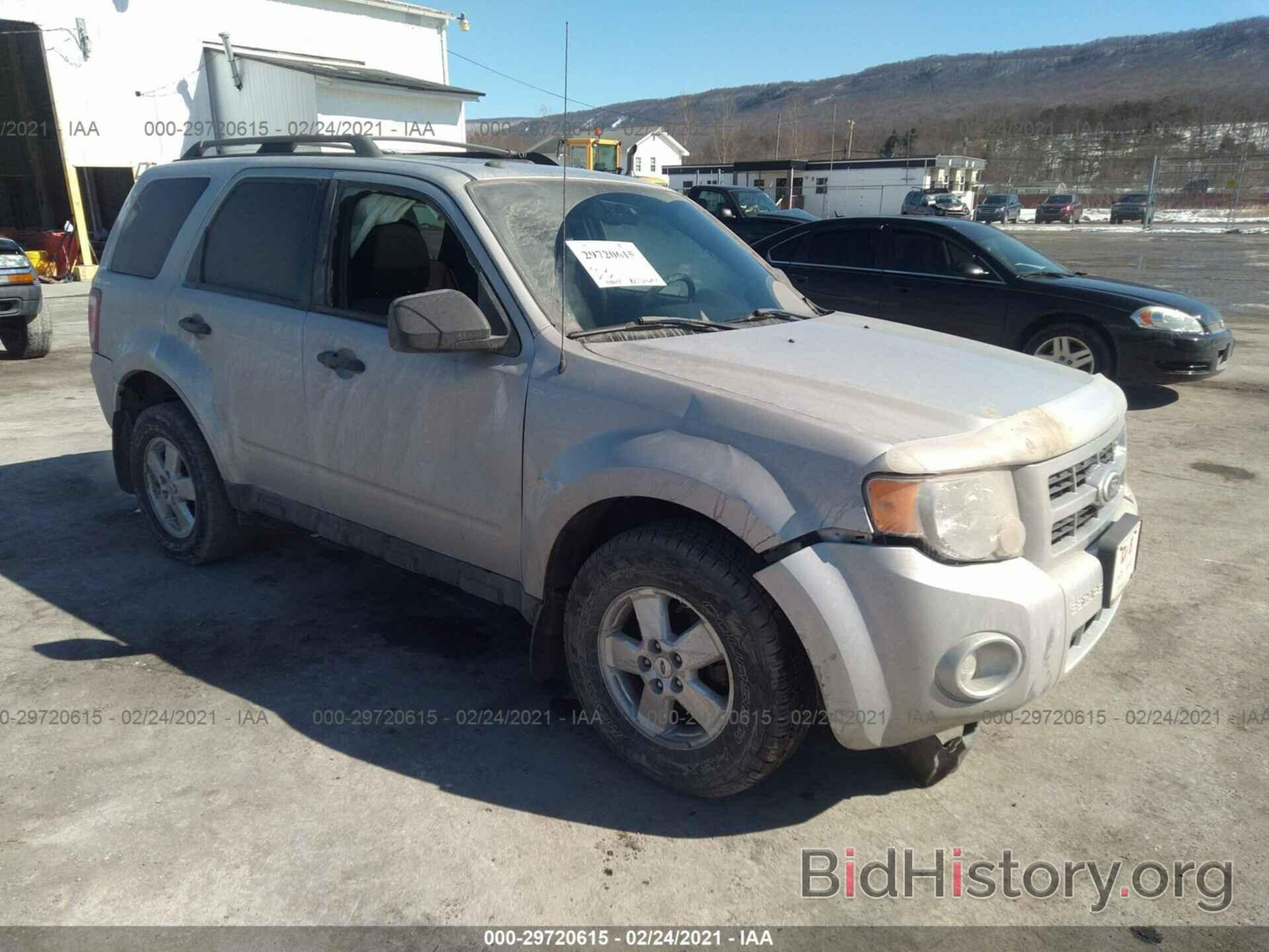 Photo 1FMCU9D74BKA05525 - FORD ESCAPE 2011