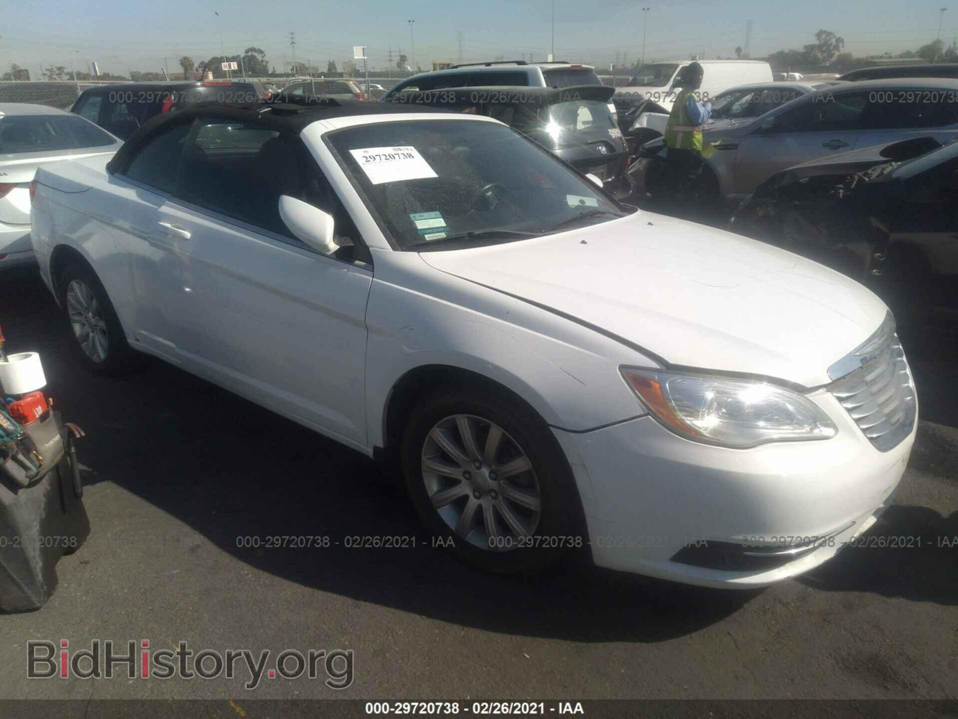 Photo 1C3BCBEB1CN218384 - CHRYSLER 200 2012
