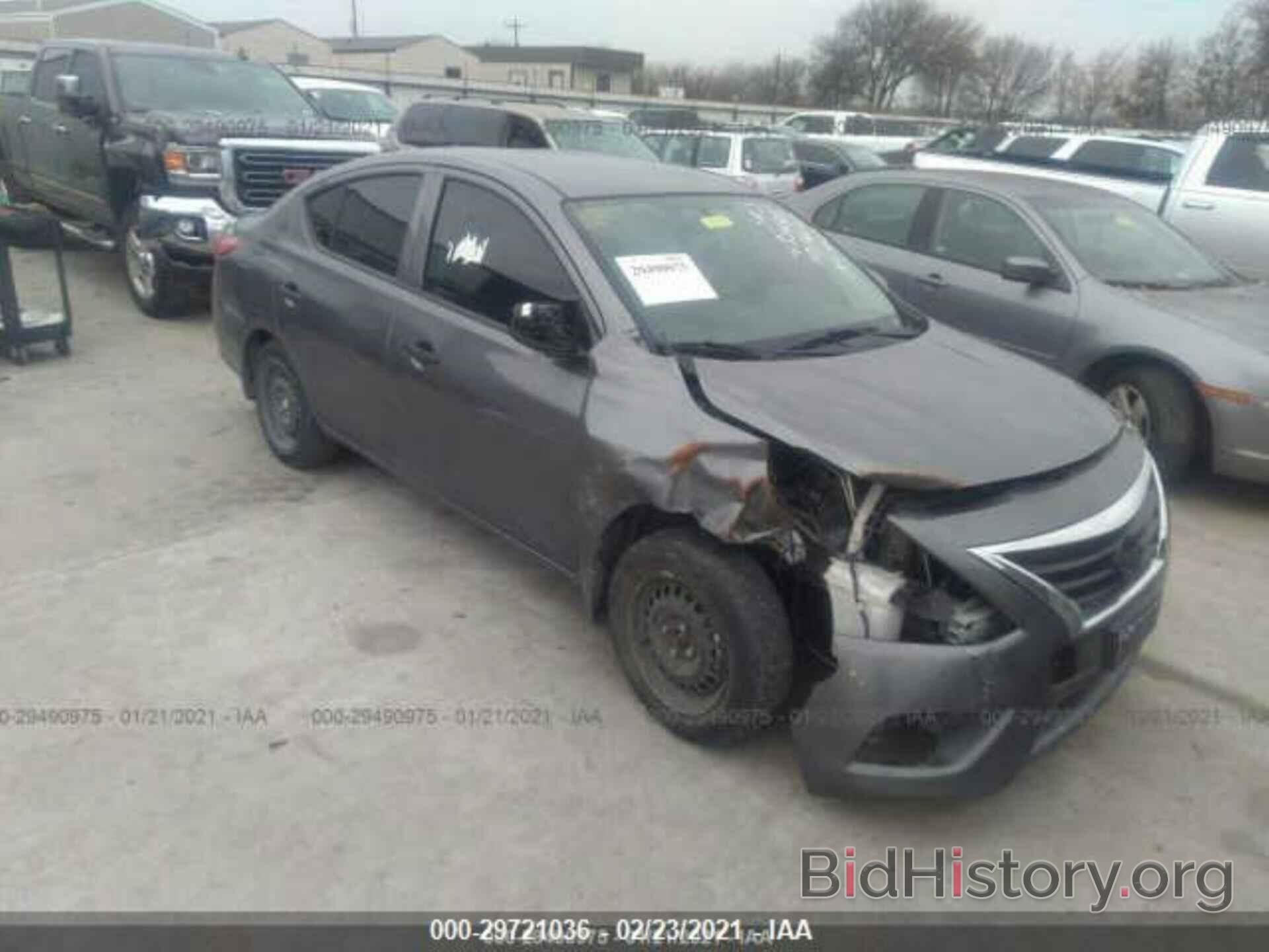 Photo 3N1CN7AP1HL859988 - NISSAN VERSA SEDAN 2017