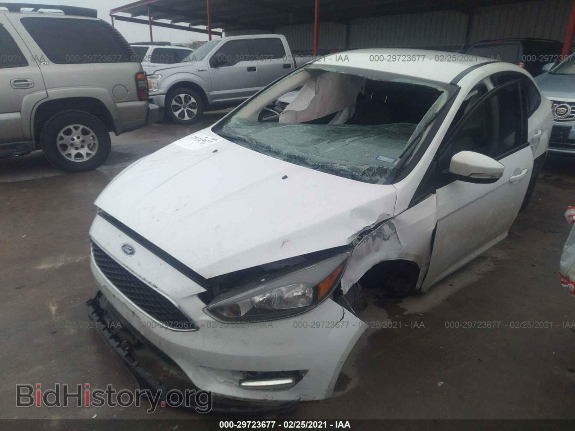 2016 FORD FOCUS - VIN: 1FADP3F24GL321108 - Фото 2