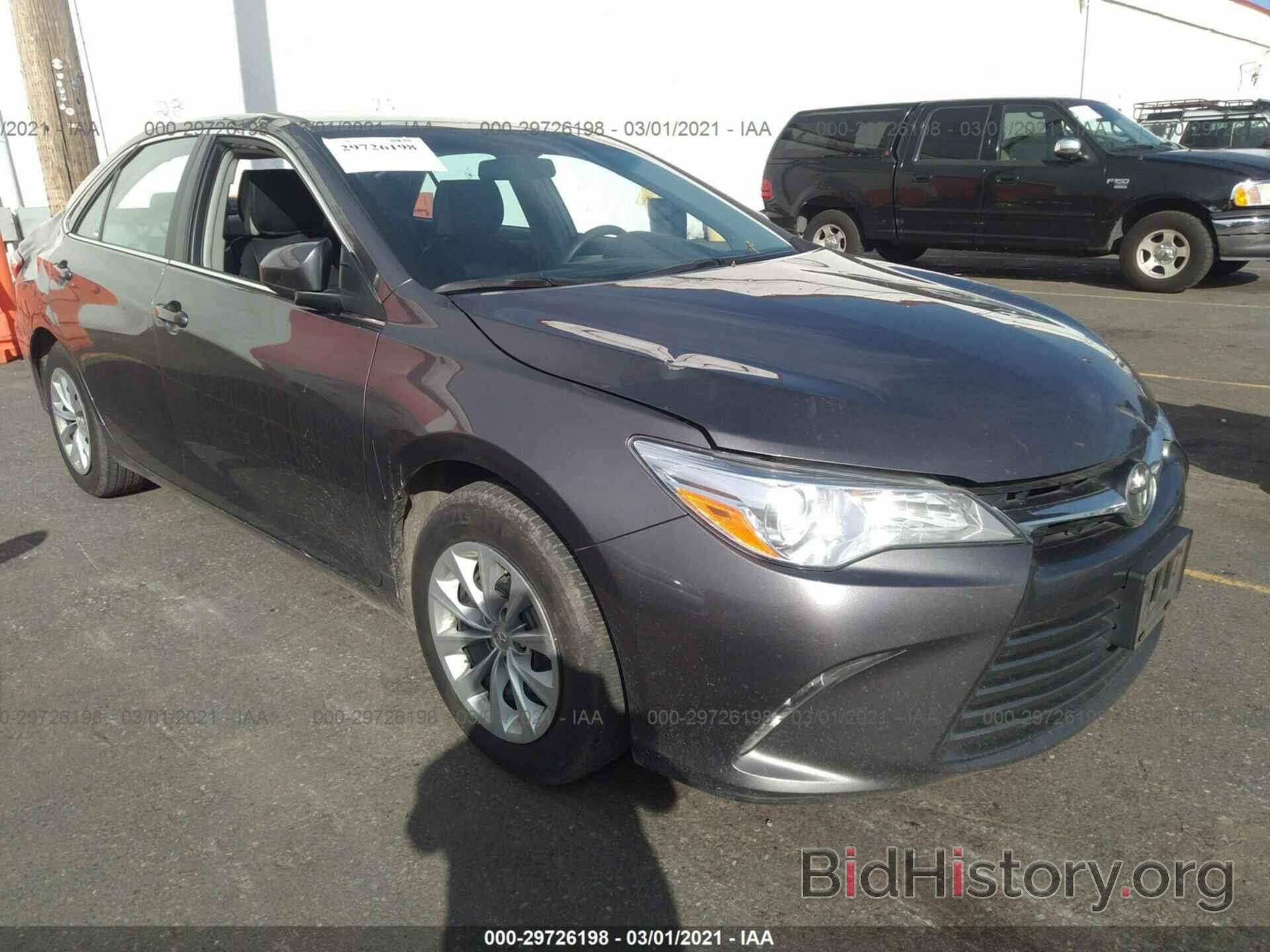 Photo 4T4BF1FK9FR512445 - TOYOTA CAMRY 2015