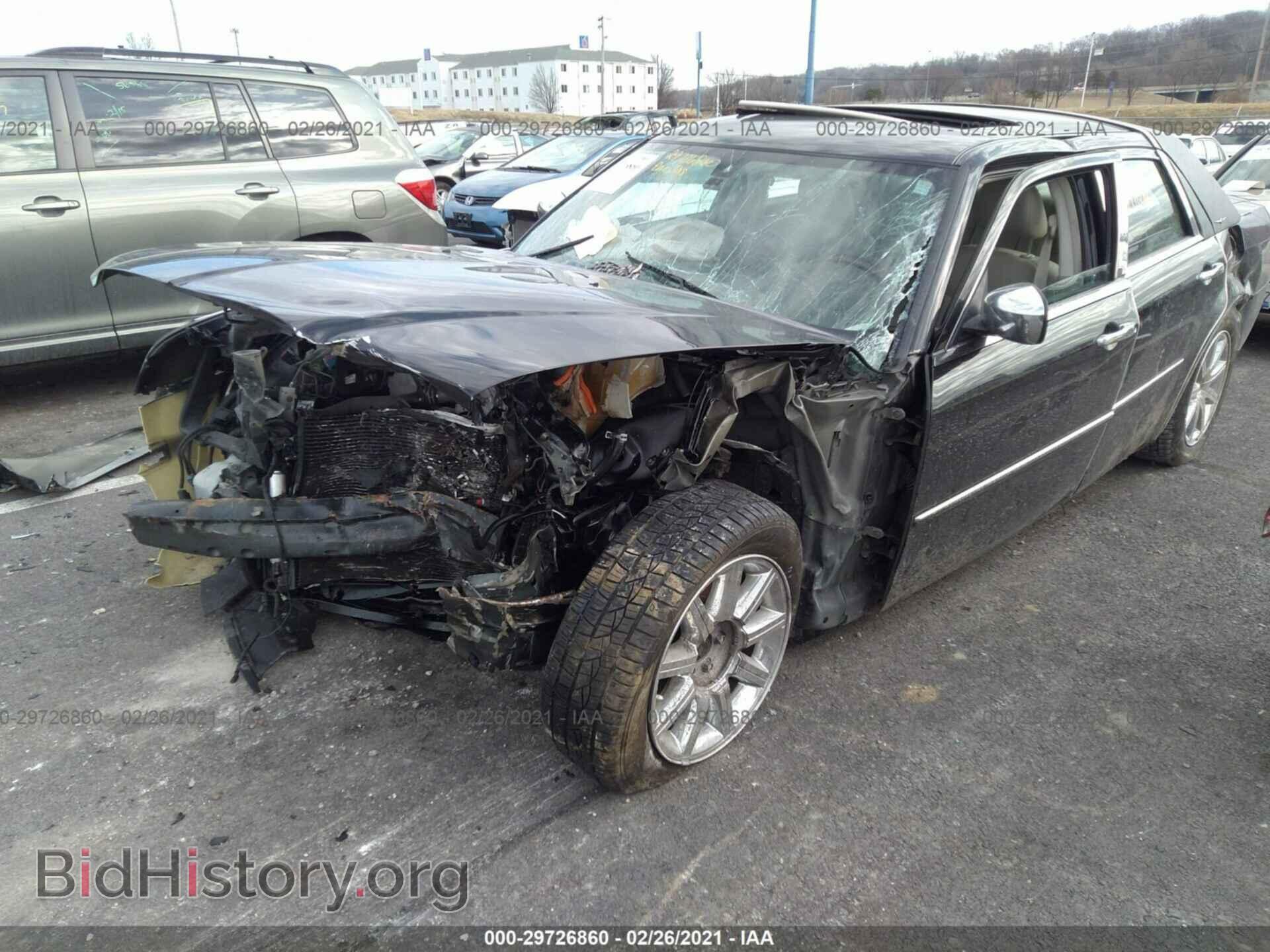 2009 CHRYSLER 300 - VIN: 2C3LA33VX9H605739 - Фото 6