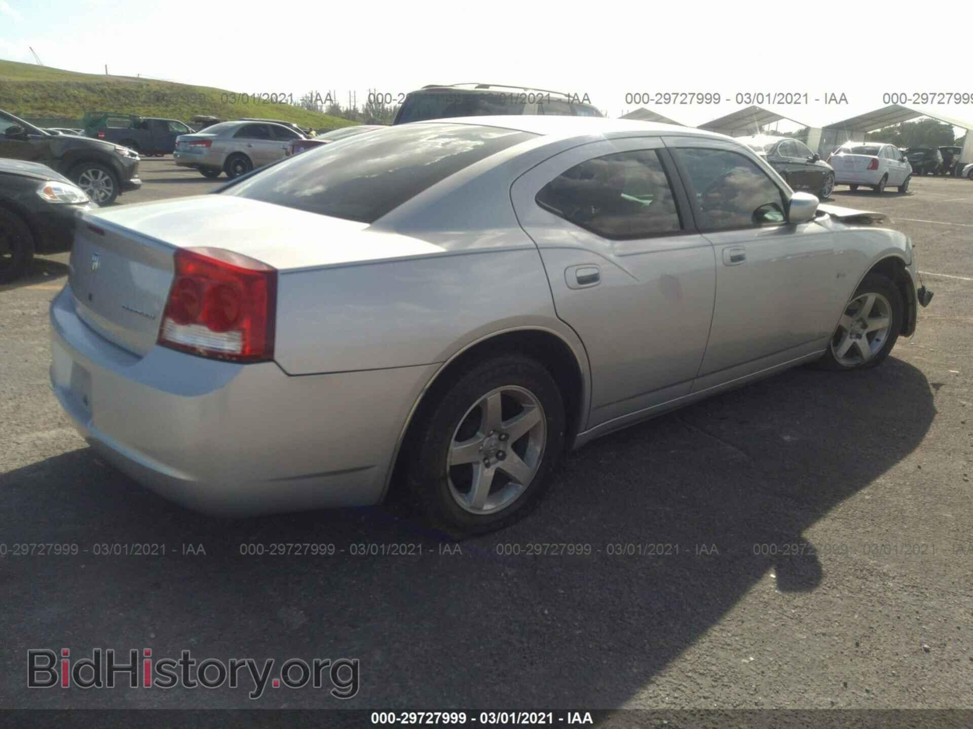 2010 DODGE CHARGER - VIN: 2B3CA4CD2AH133034 - Photo 4