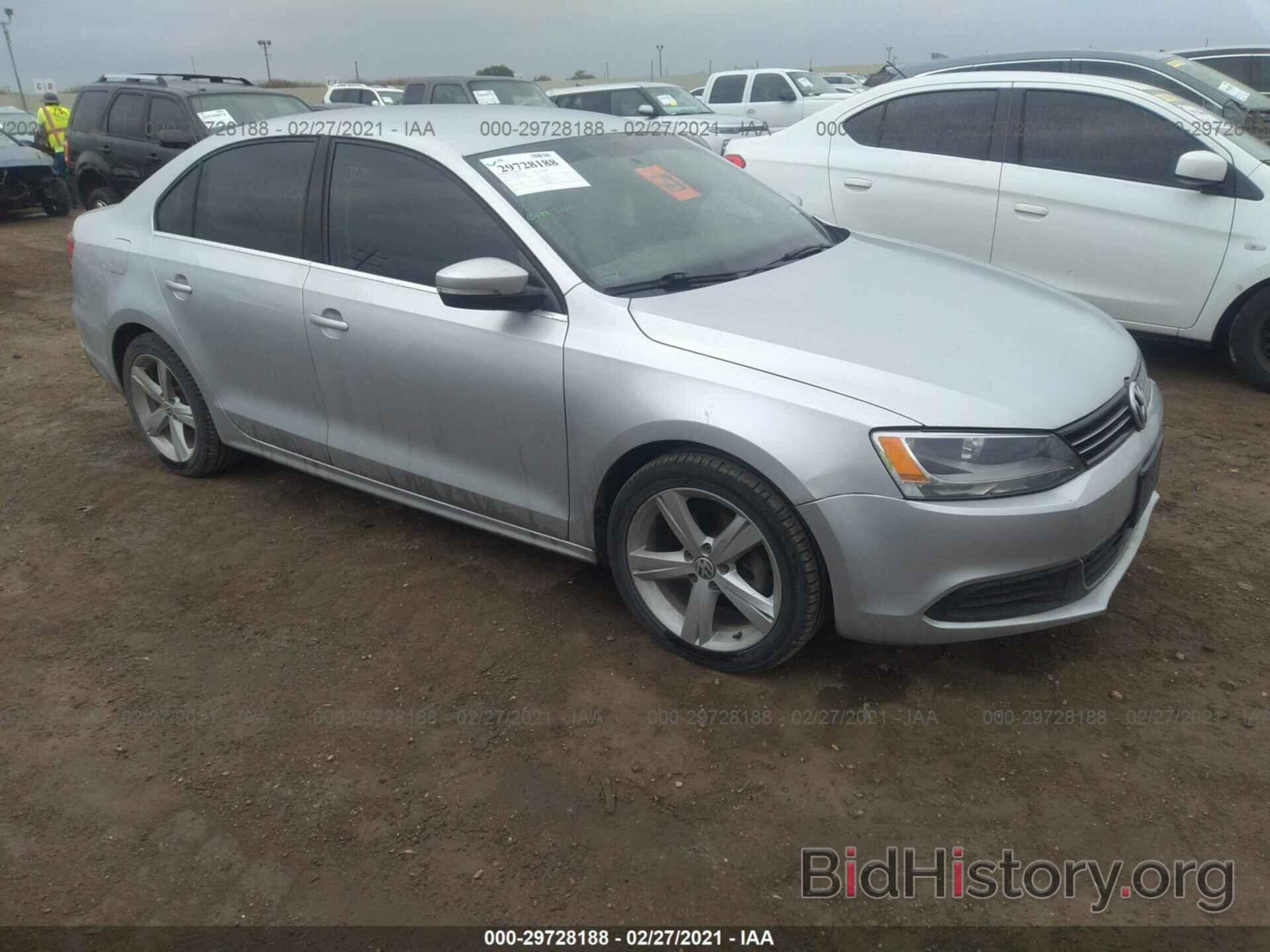 Photo 3VWDP7AJ4DM218679 - VOLKSWAGEN JETTA SEDAN 2013