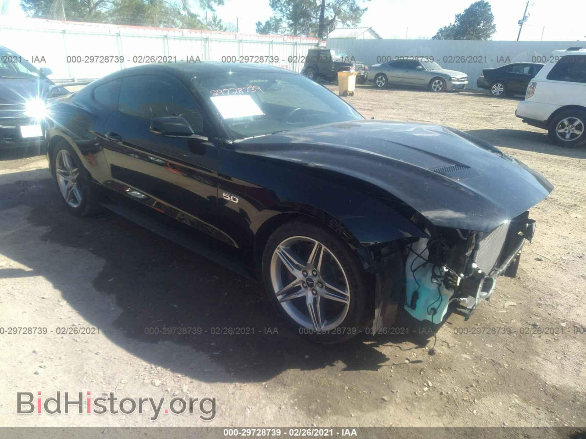 Photo 1FA6P8CF7K5203208 - FORD MUSTANG 2019