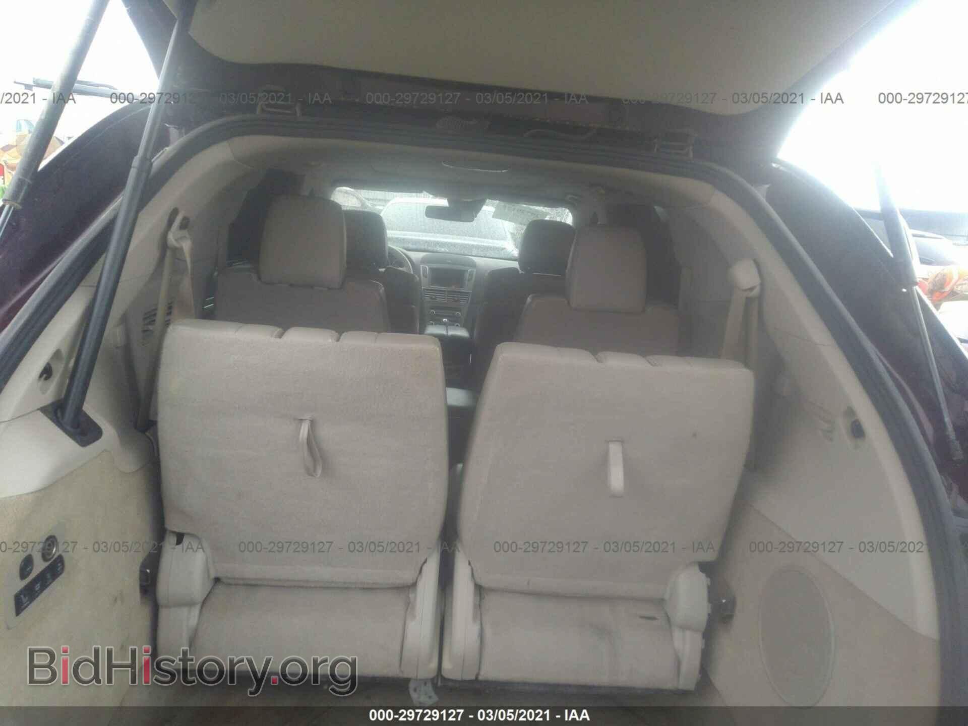 2011 LINCOLN MKT - VIN: 2LMHJ5AT0BBJ51069 - Фото 8