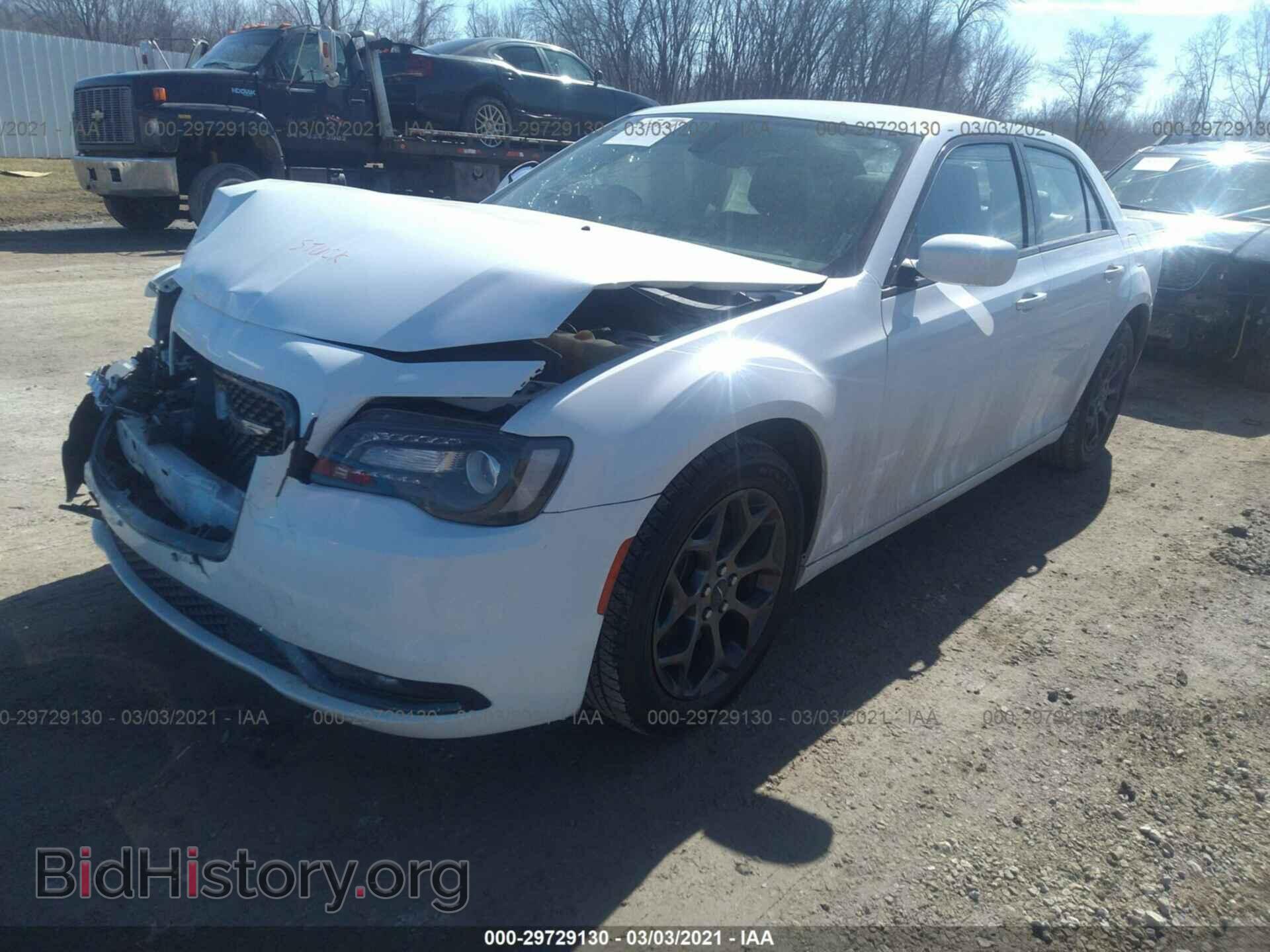 2015 CHRYSLER 300 - VIN: 2C3CCAGG8FH797572 - Фото 2