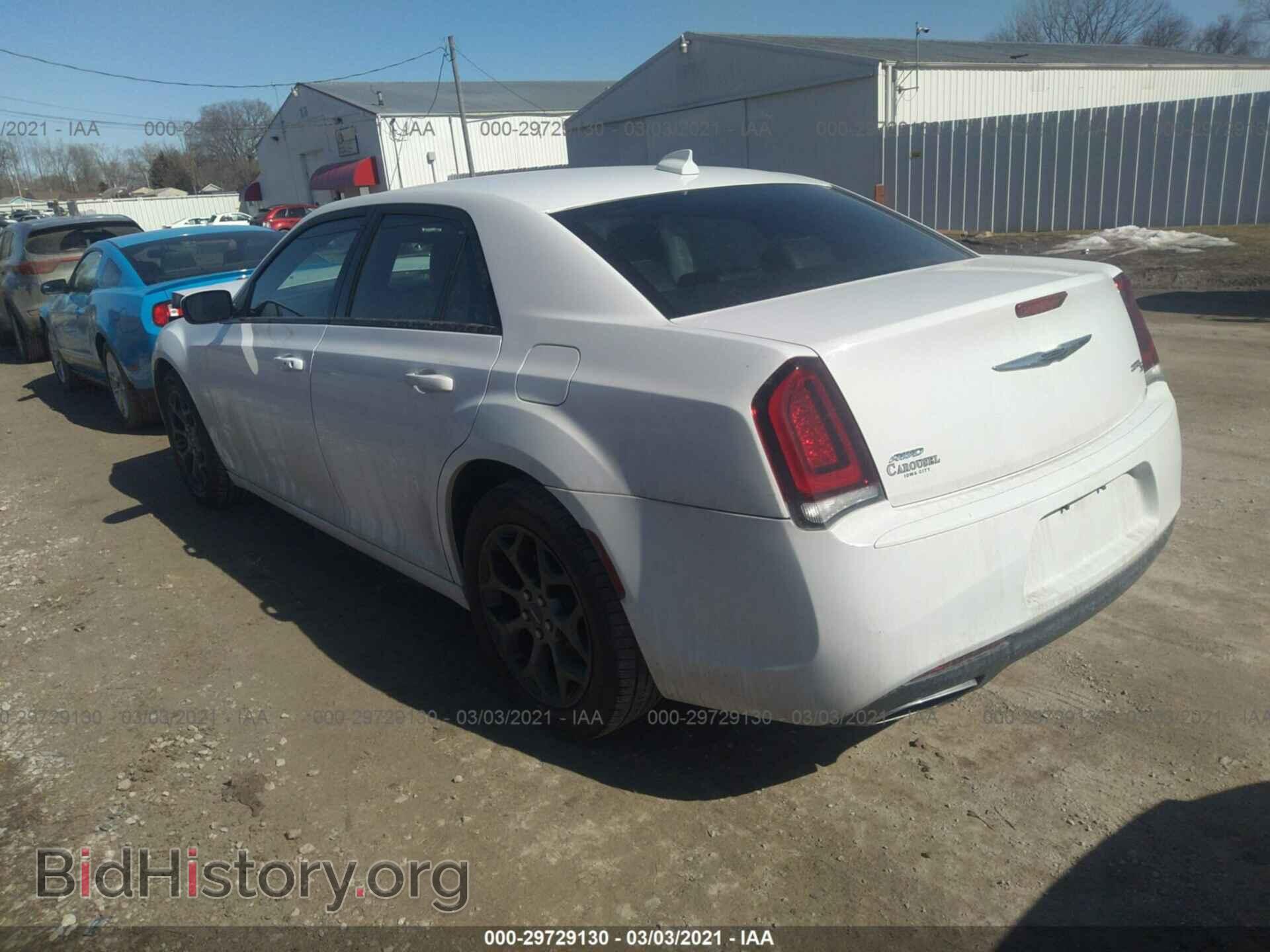 2015 CHRYSLER 300 - VIN: 2C3CCAGG8FH797572 - Фото 3