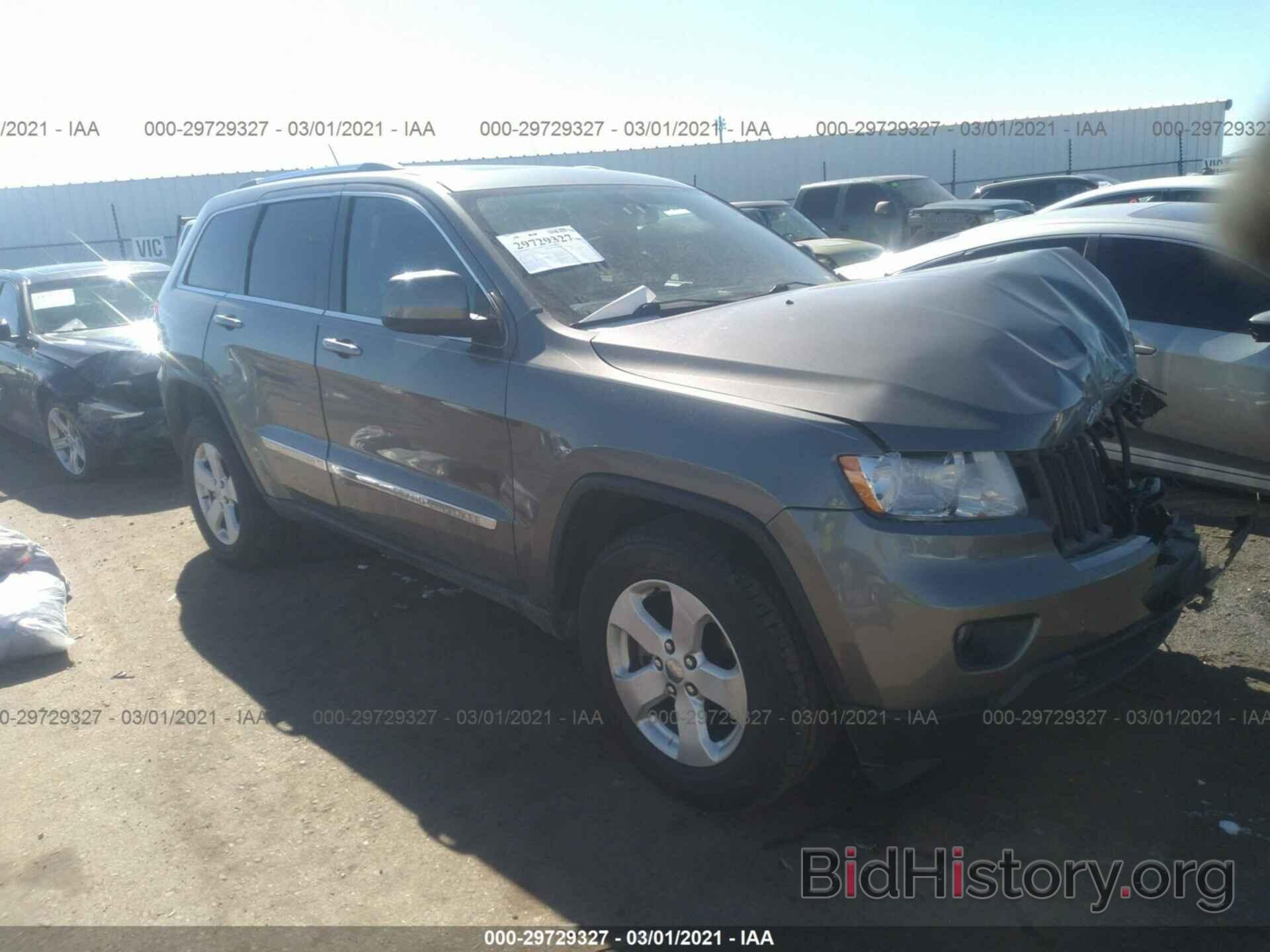 Photo 1C4RJFAT6CC211741 - JEEP GRAND CHEROKEE 2012