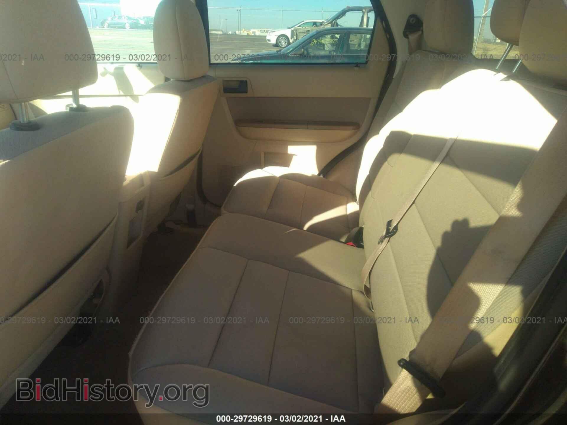 2011 FORD ESCAPE - VIN: 1FMCU9D77BKA75889 - Фото 8