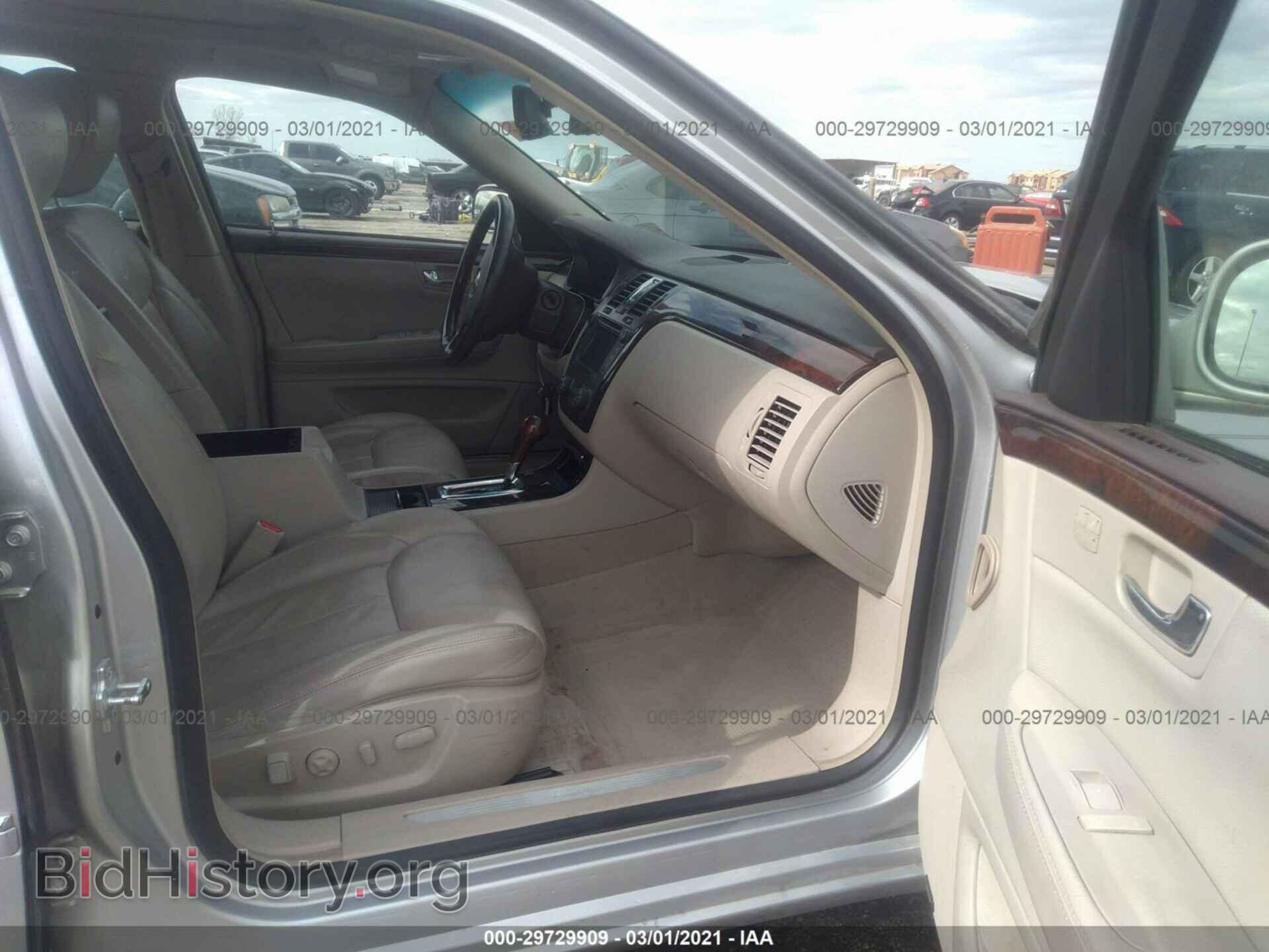 2011 CADILLAC DTS - VIN: 1G6KH5E69BU124794 - Фото 5