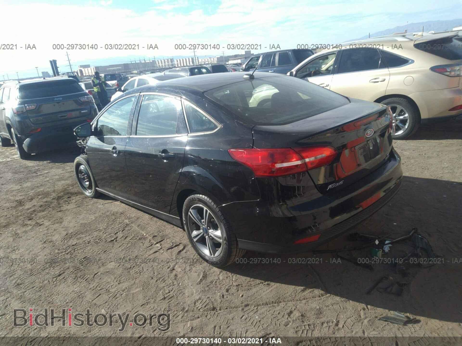 2017 FORD FOCUS - VIN: 1FADP3FE3HL211629 - Фото 3