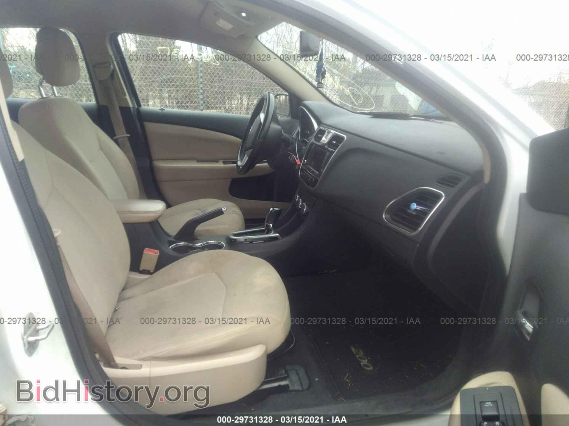 2012 CHRYSLER 200 - VIN: 1C3CCBCBXCN166552 - Фото 5
