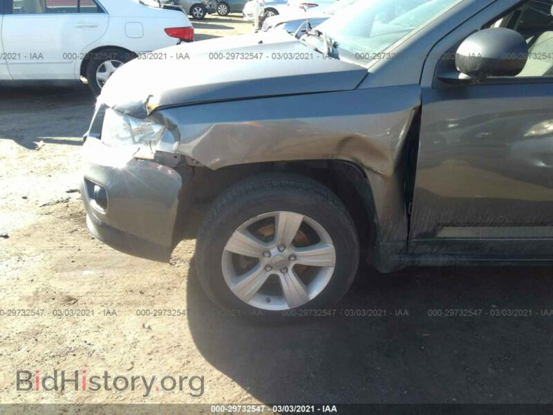 2012 Jeep COMPASS (VIN 1C4NJDBB7CD567196) — photo 6 of 11