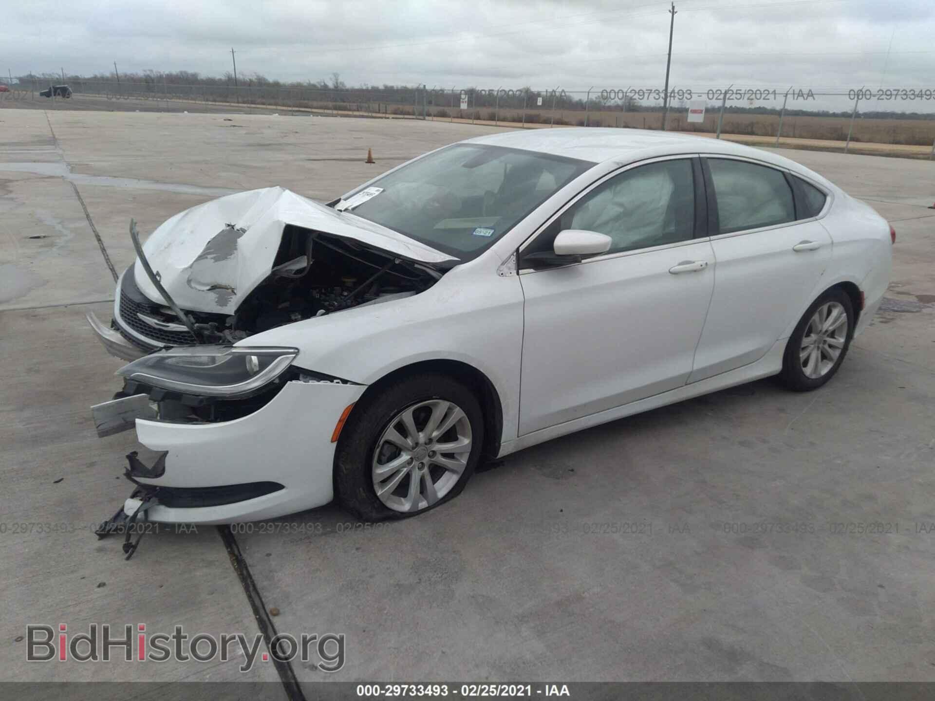 2016 CHRYSLER 200 - VIN: 1C3CCCFB8GN196382 - Photo 2