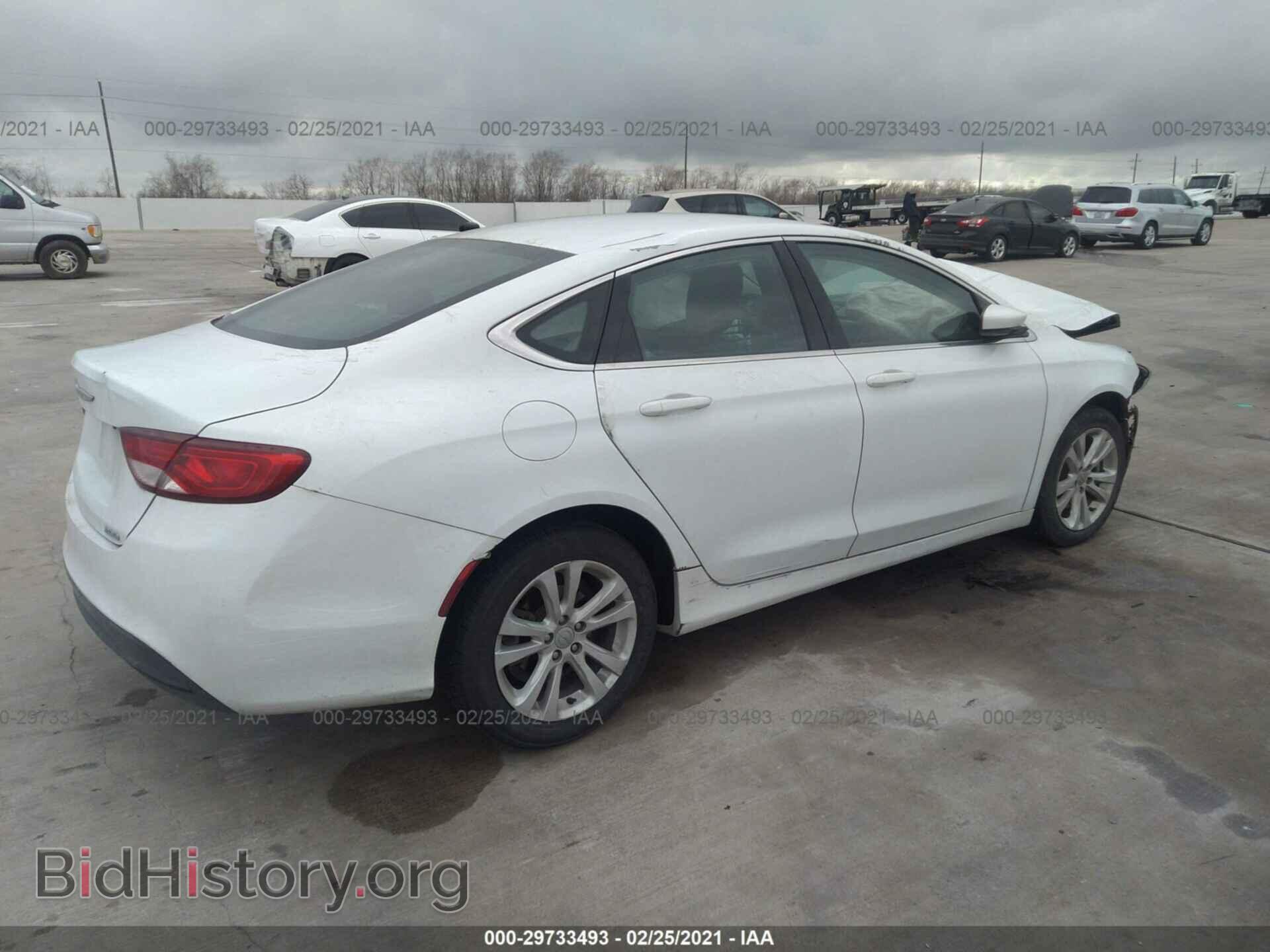 2016 CHRYSLER 200 - VIN: 1C3CCCFB8GN196382 - Photo 4