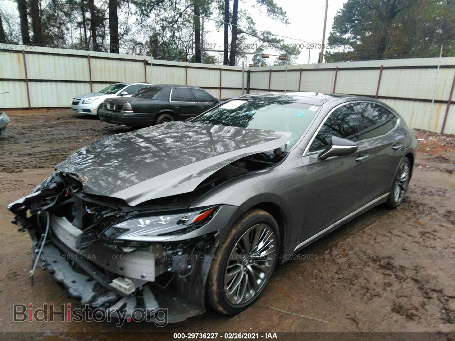 2018 LEXUS LS - VIN: JTHB51FF0J5005780 - Фото 2