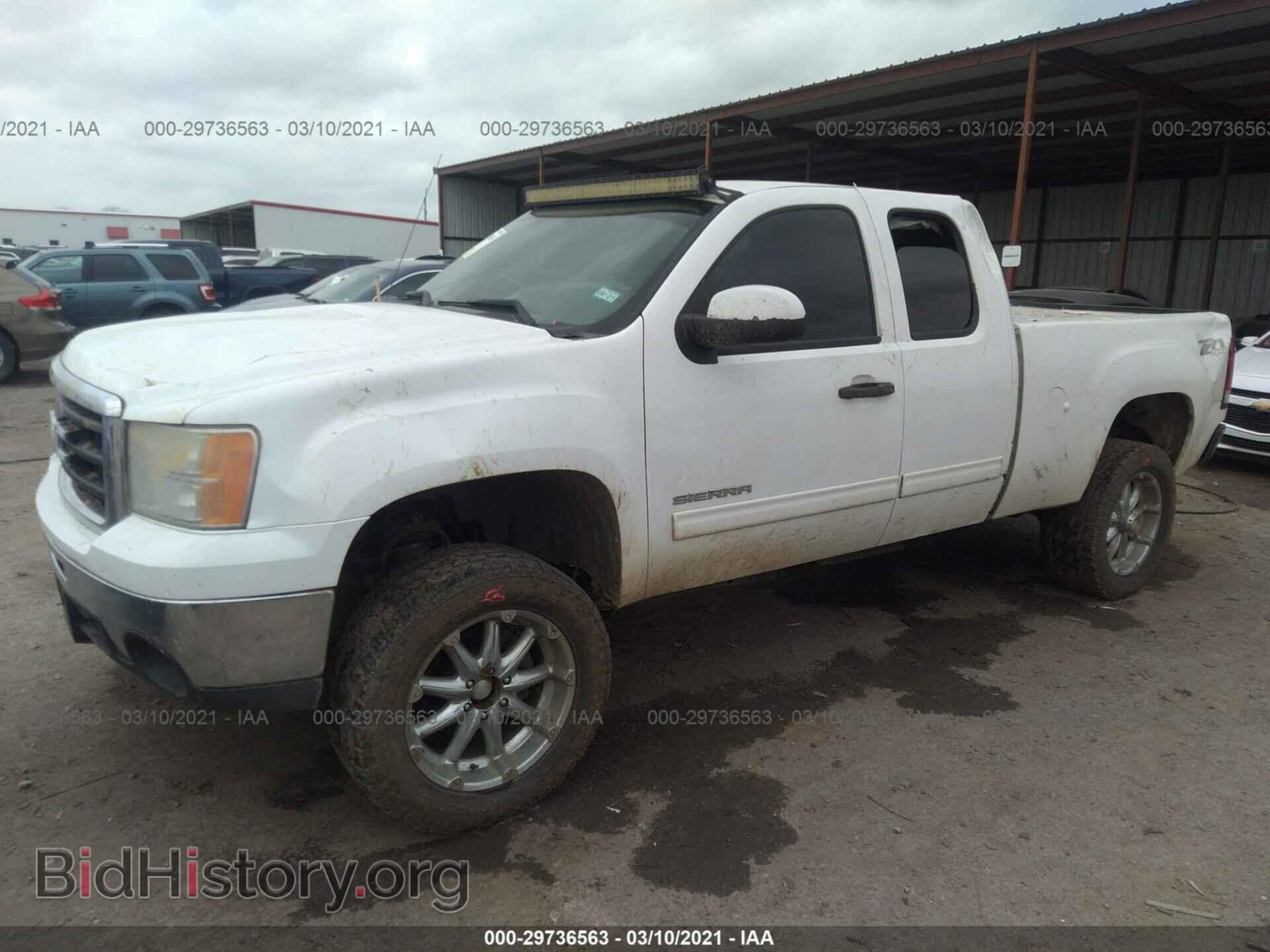2010 GMC SIERRA 1500 - VIN: 1GTSKVE35AZ221156 - Фото 2