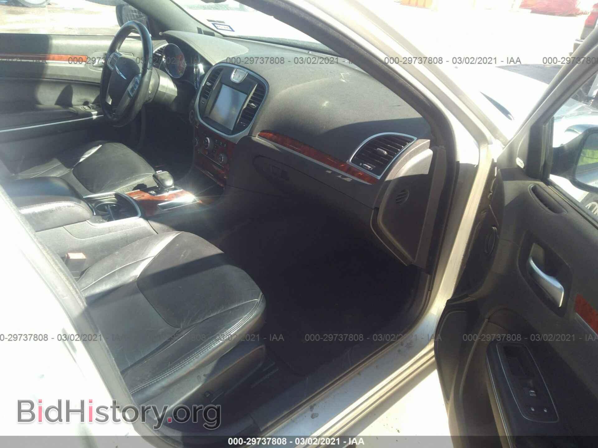 2012 CHRYSLER 300 - VIN: 2C3CCACG6CH309575 - Фото 5