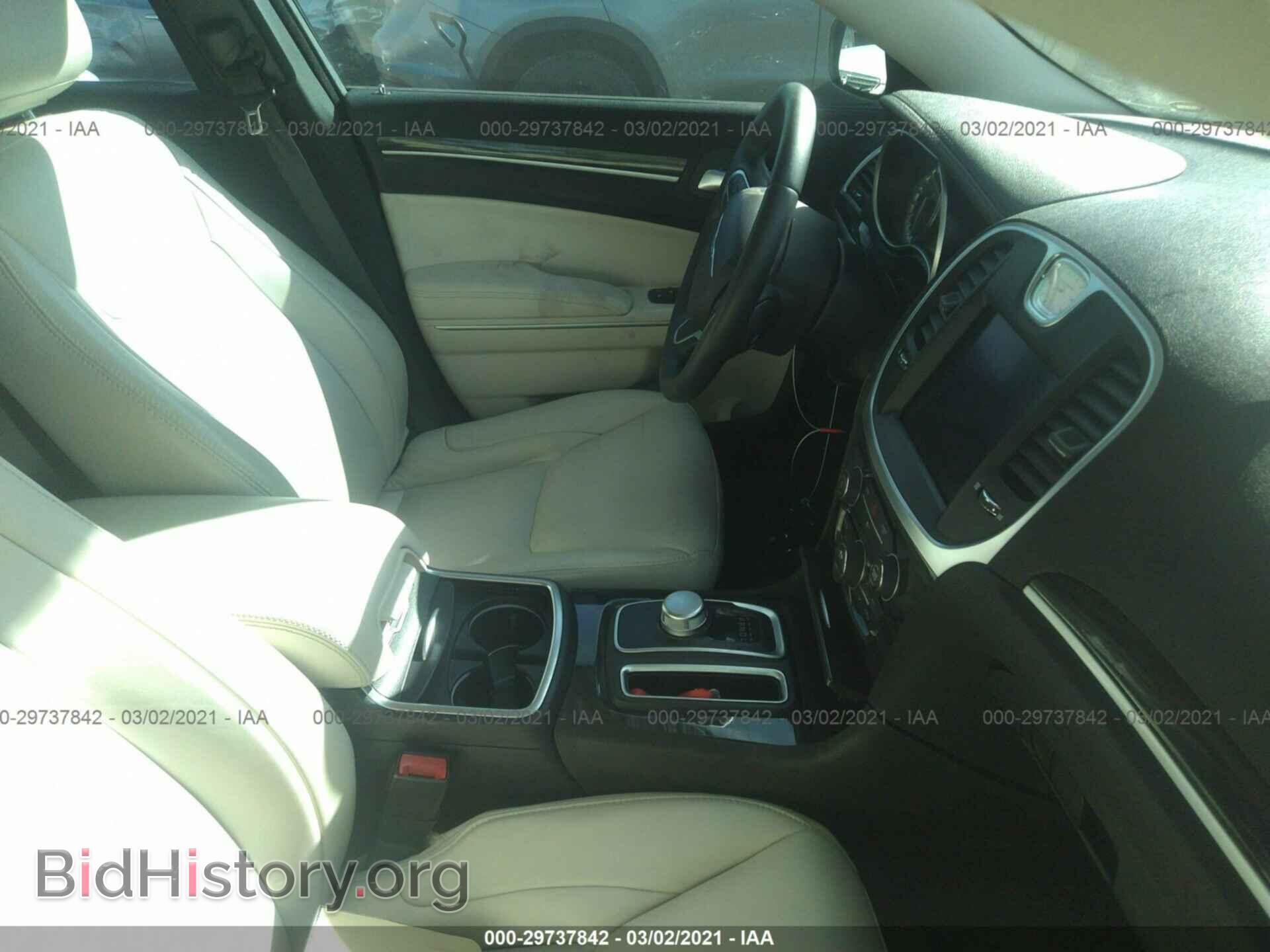 2017 CHRYSLER 300 - VIN: 2C3CCAAG3HH653424 - Фото 5