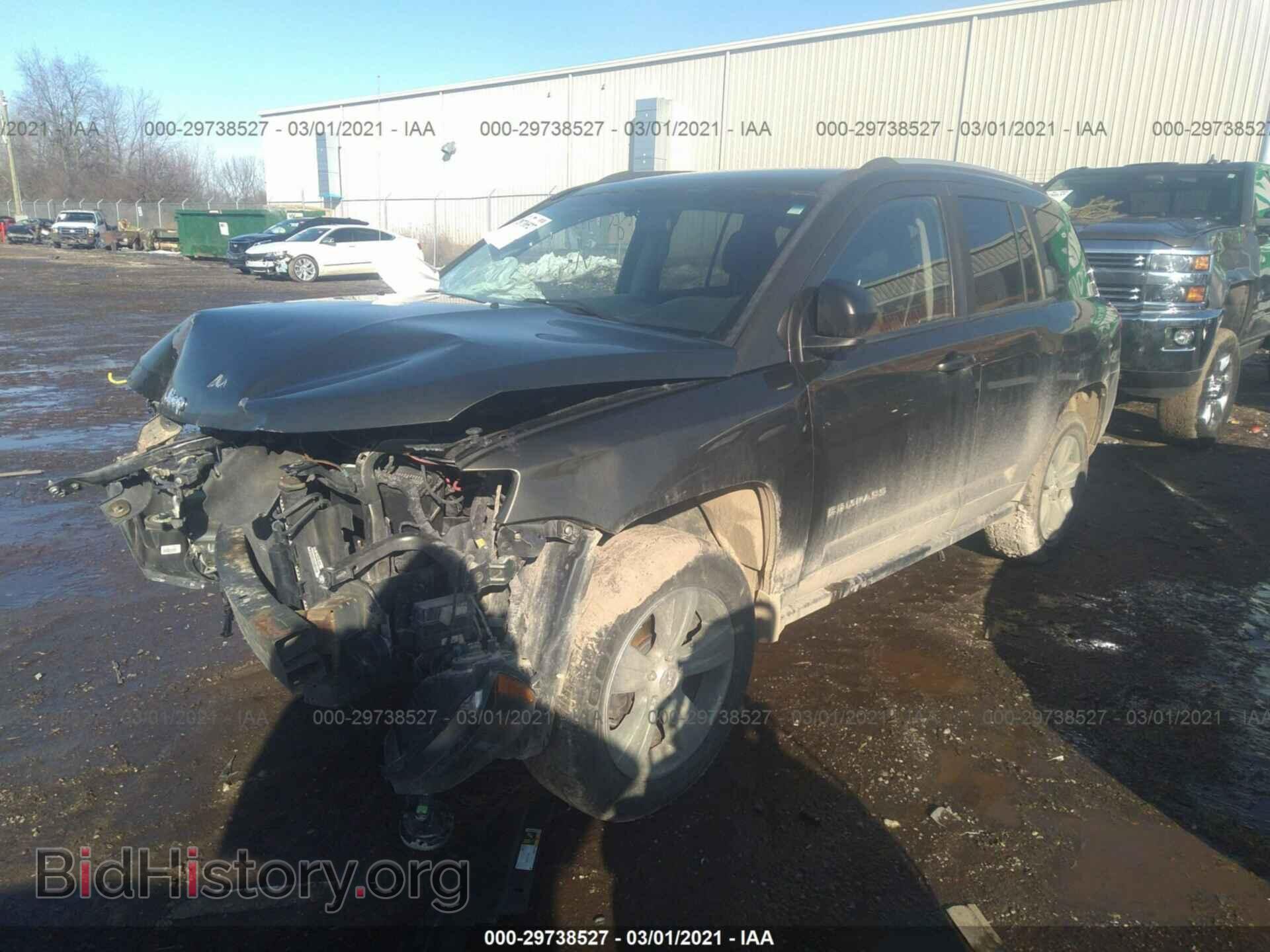 2015 JEEP COMPASS - VIN: 1C4NJDBB7FD321432 - Фото 2