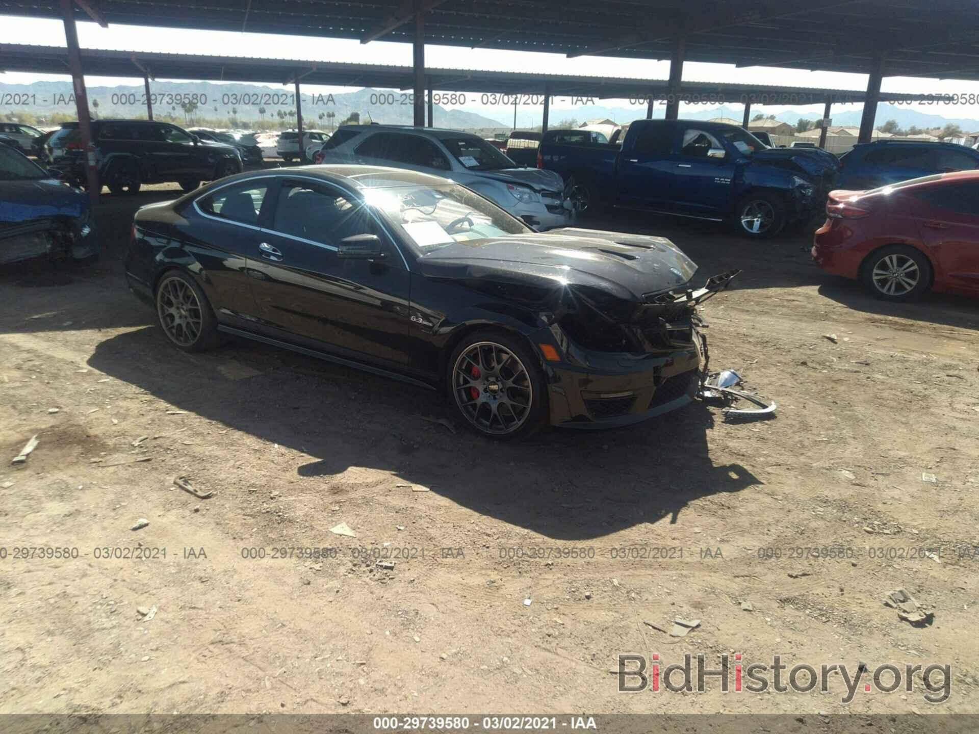 Photo WDDGJ7HB3EG176040 - MERCEDES-BENZ C-CLASS 2014