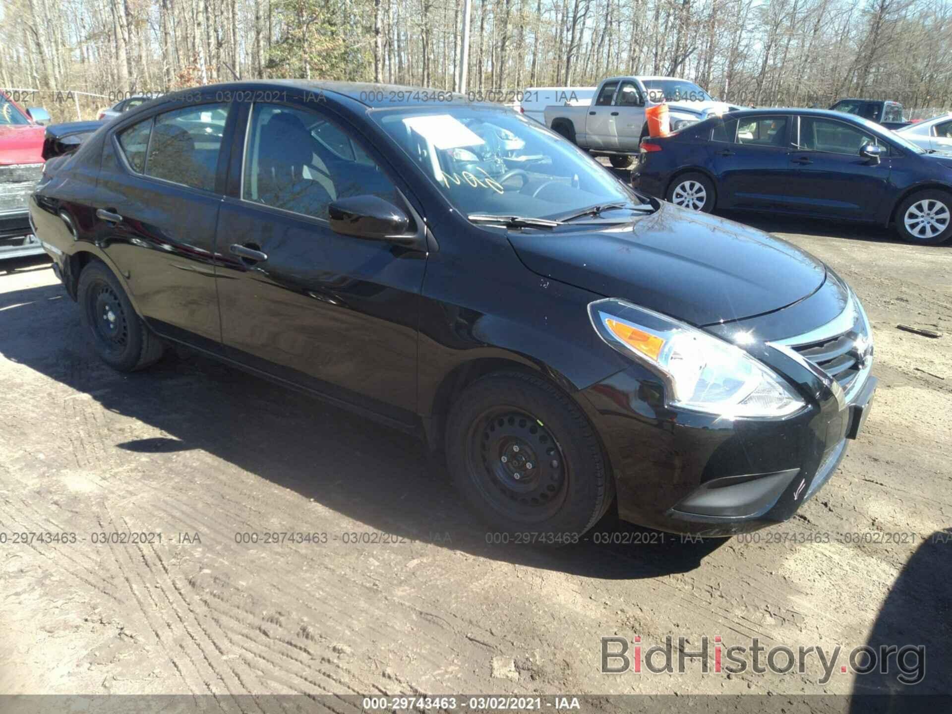 Photo 3N1CN7AP9JL807644 - NISSAN VERSA SEDAN 2018