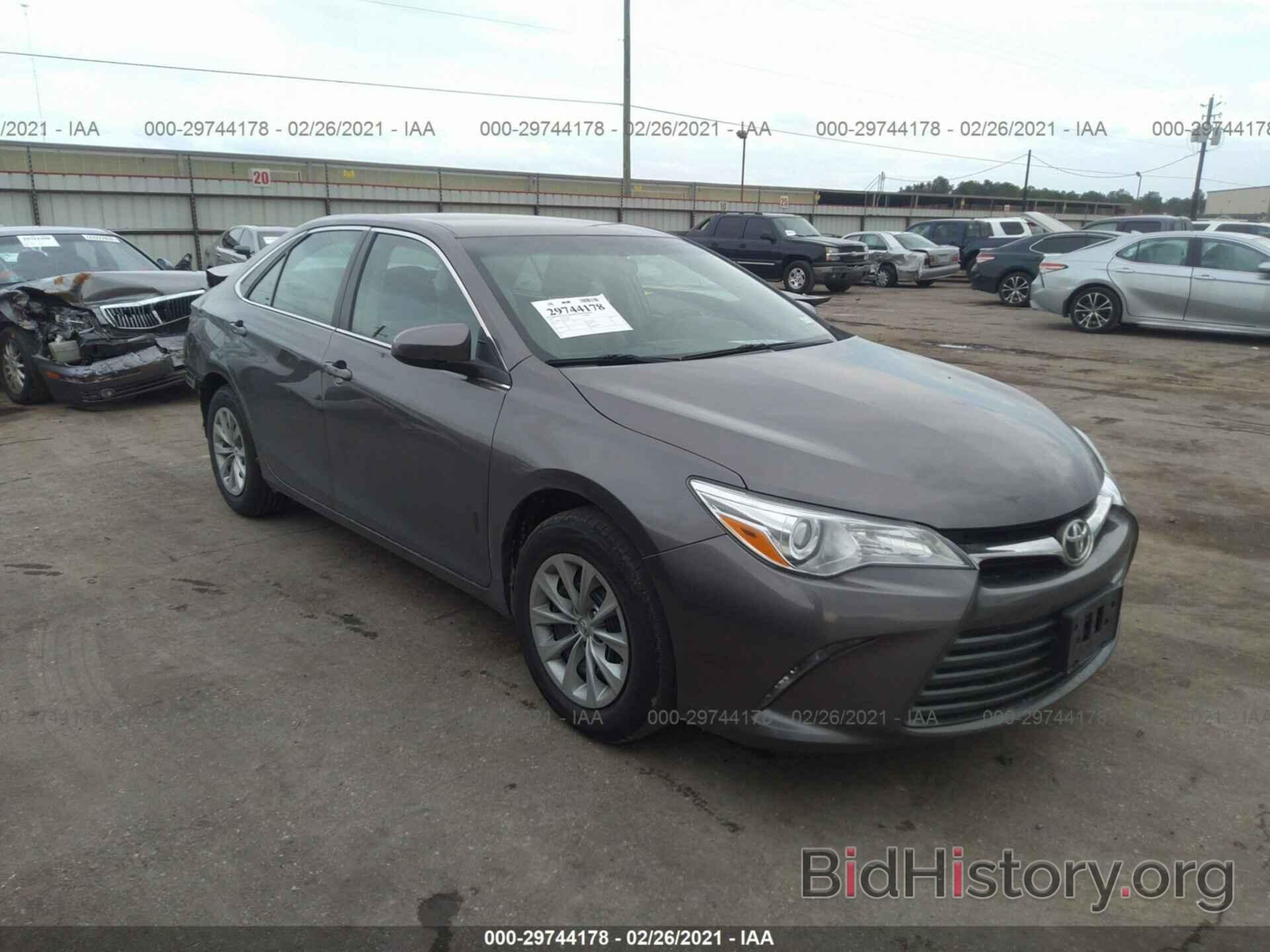 Photo 4T4BF1FK9FR448357 - TOYOTA CAMRY 2015