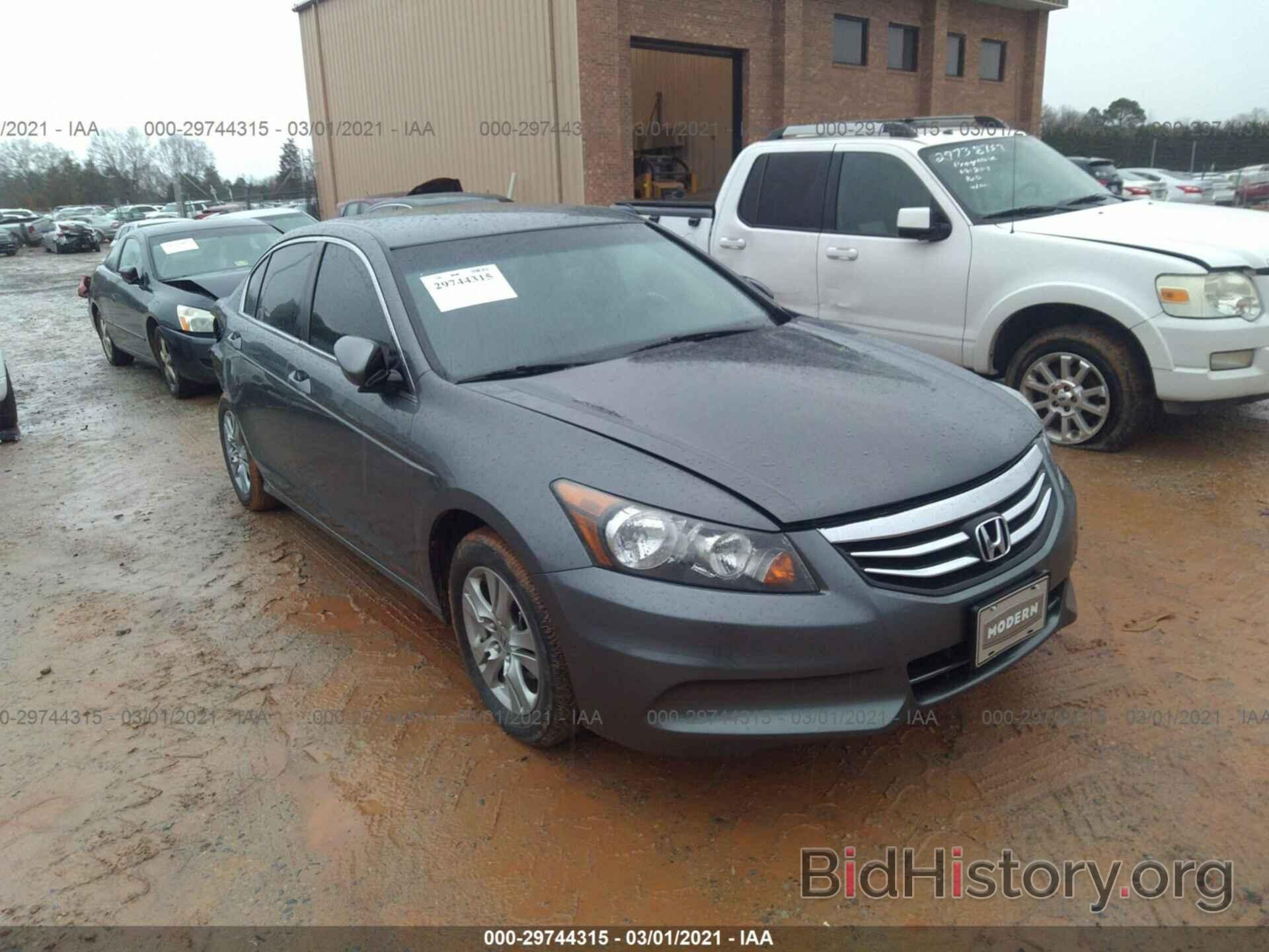 Photo 1HGCP2F64CA112431 - HONDA ACCORD SDN 2012