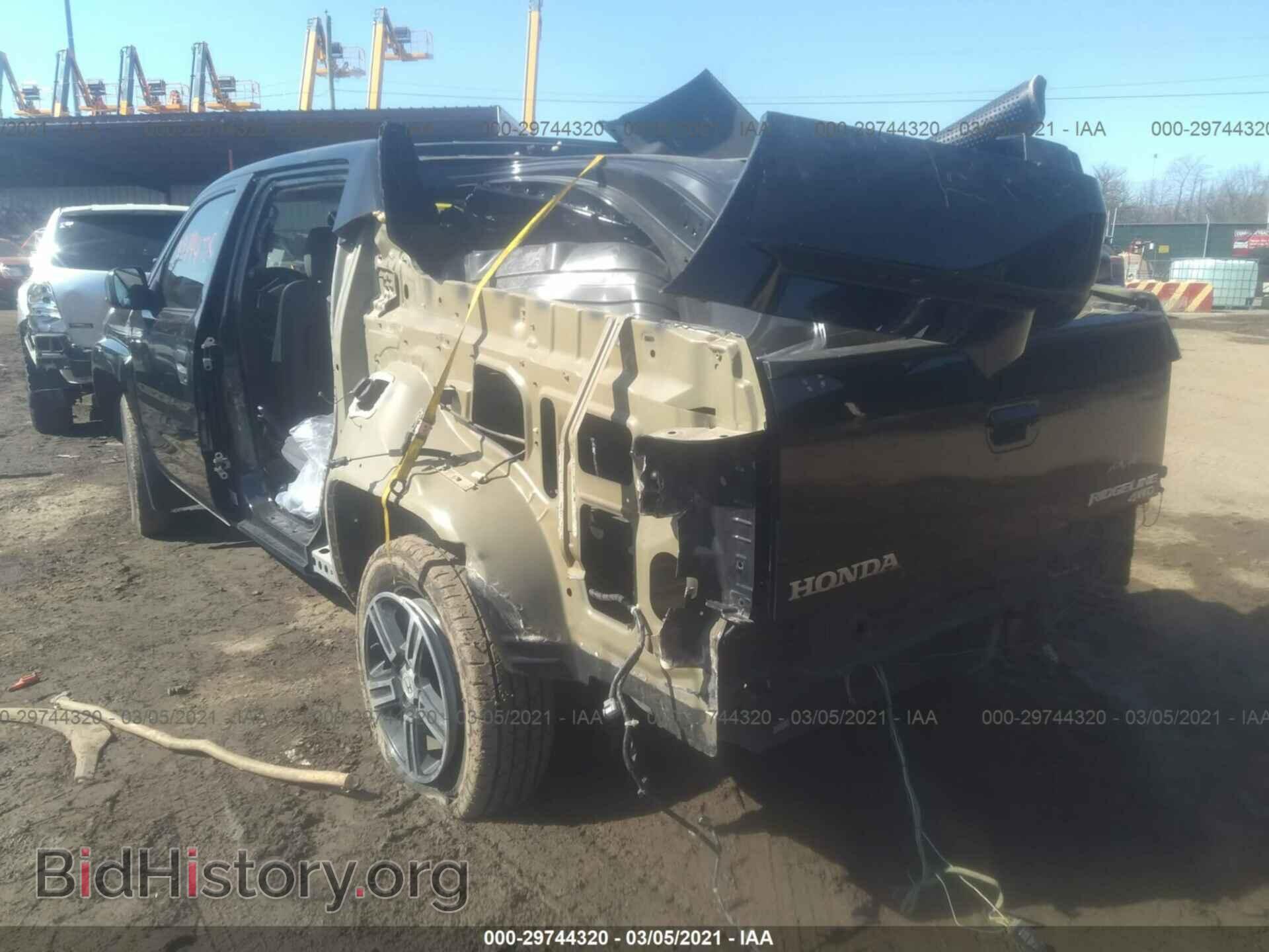 2014 HONDA RIDGELINE - VIN: 5FPYK1F71EB003058 - Фото 3