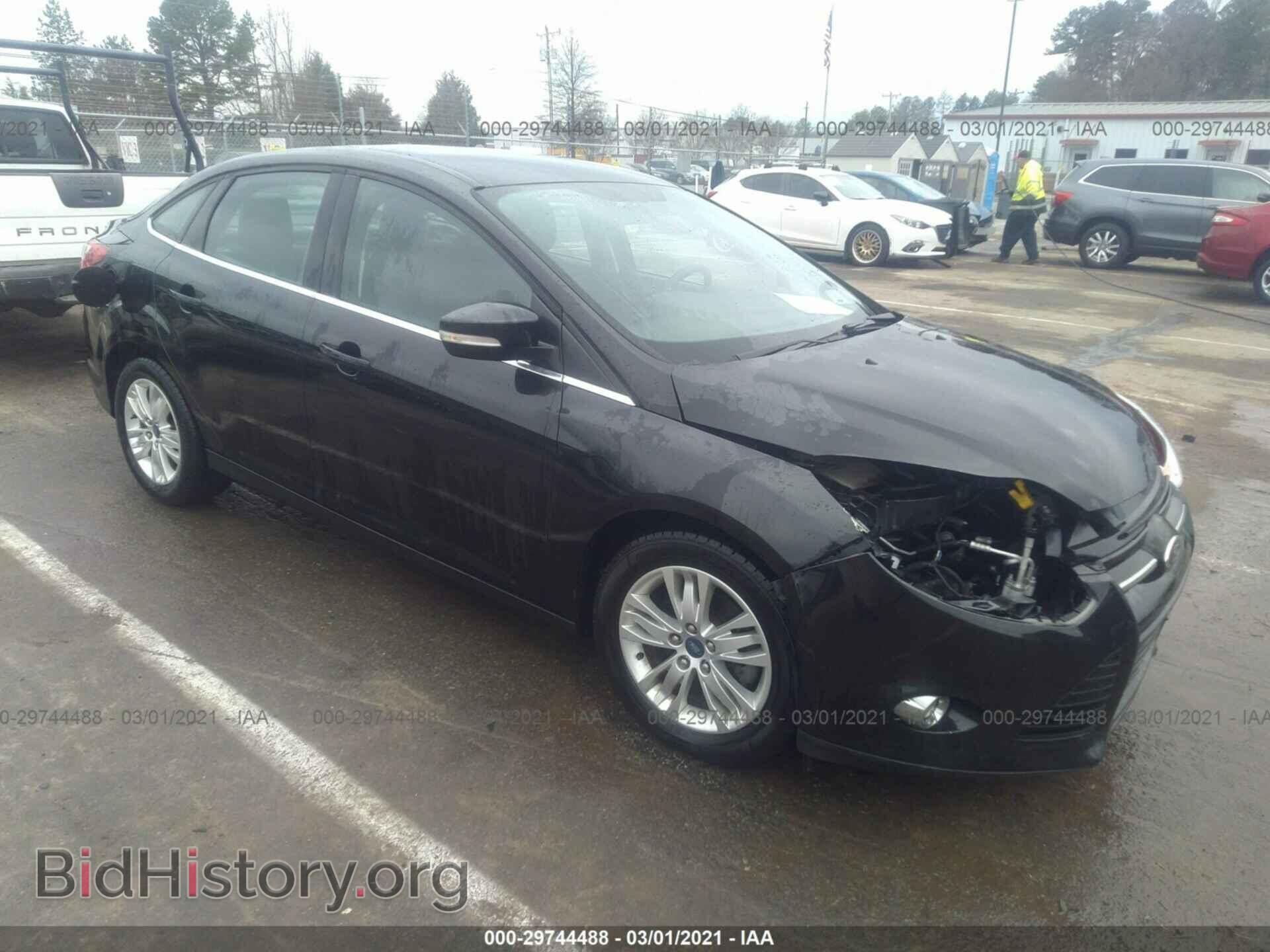 Фотография 1FAHP3H21CL405945 - FORD FOCUS 2012