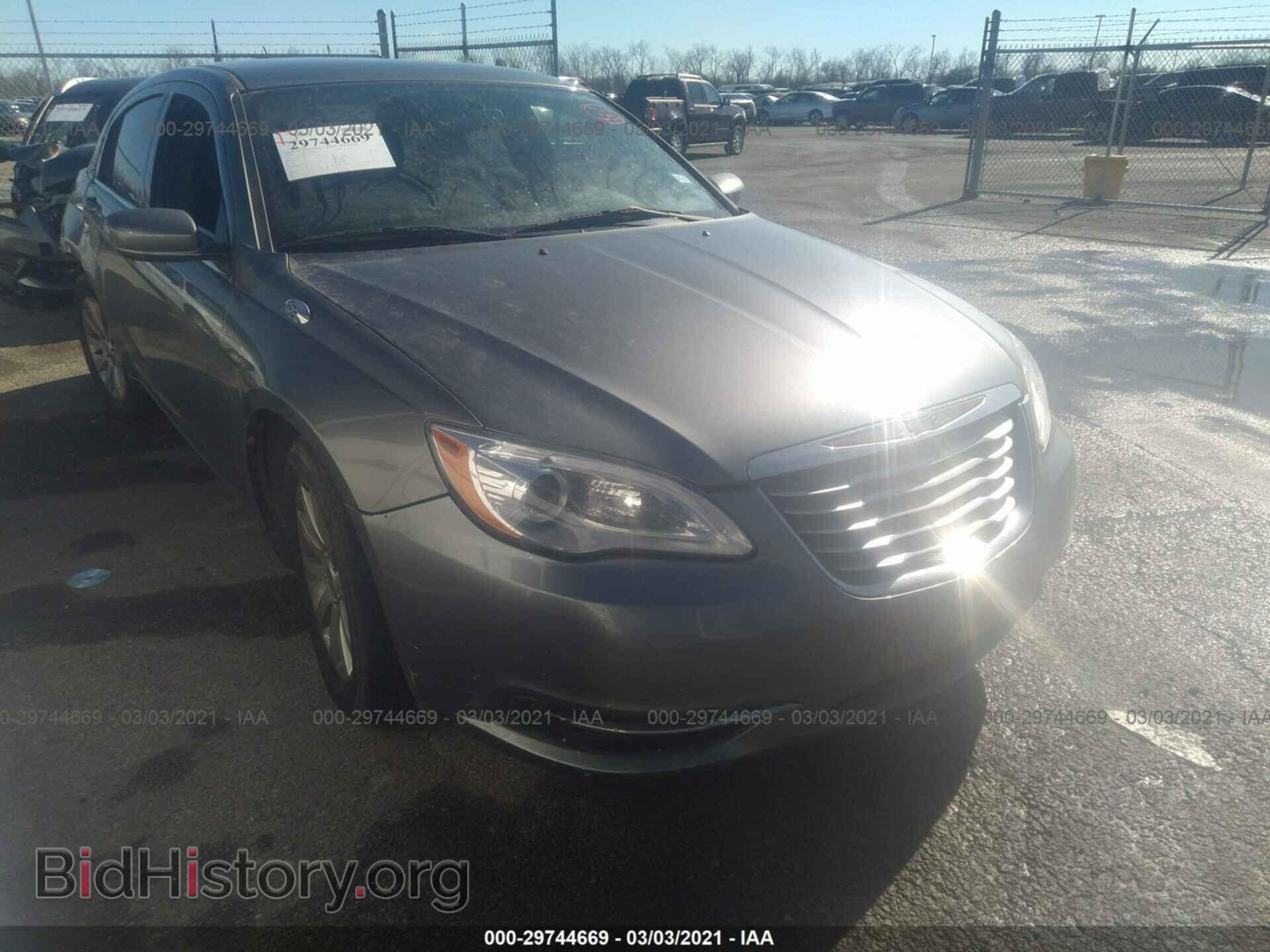 Фотография 1C3CCBBB7DN695606 - CHRYSLER 200 2013