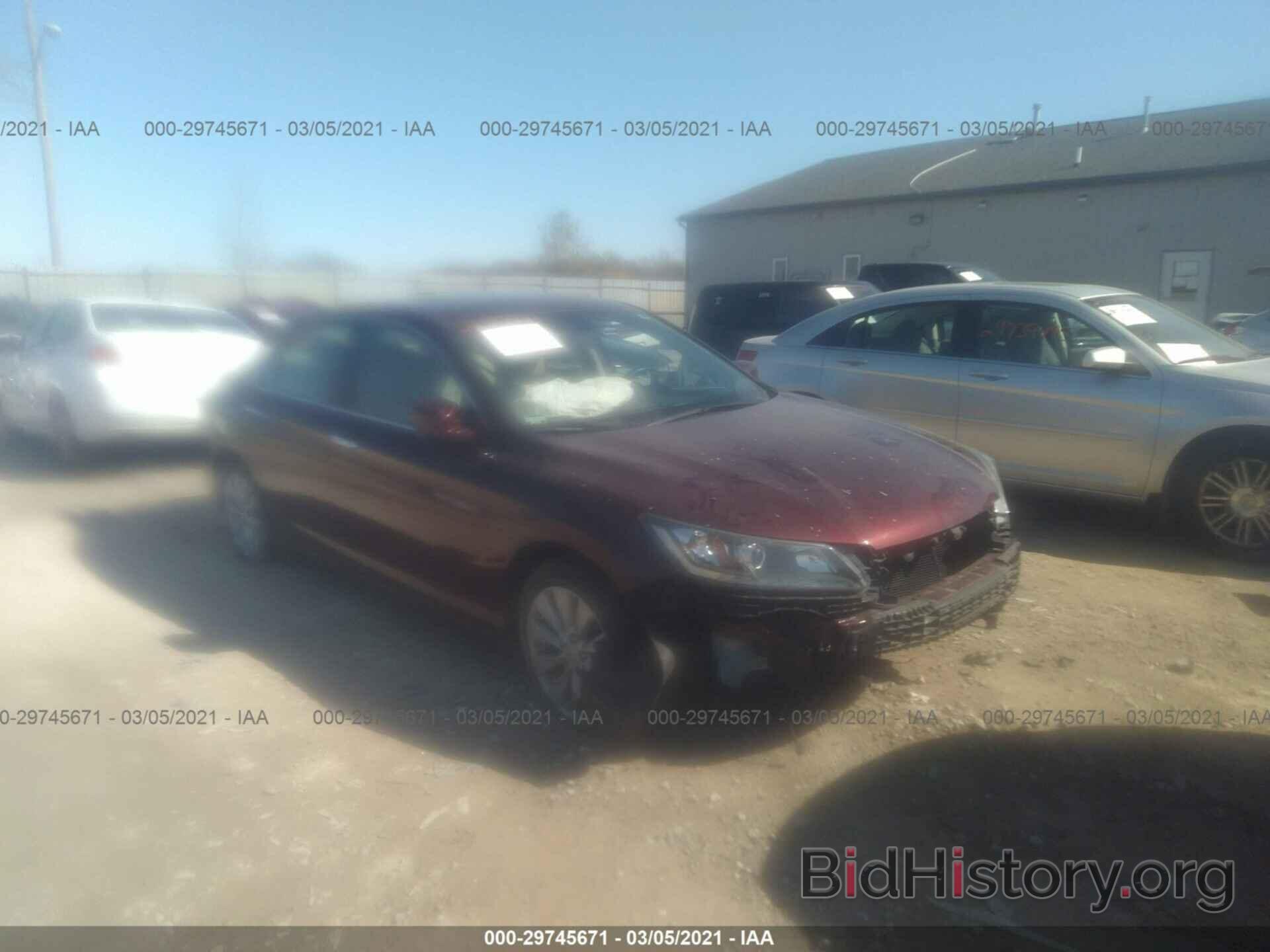 Photo 1HGCR3F87FA010689 - HONDA ACCORD SEDAN 2015